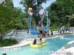25 Canterbury Road, North Hempstead, NY, 2 Bedrooms Bedrooms, 6 Rooms Rooms,2 BathroomsBathrooms,Residential,For Rent,Canterbury,0,1008477 25 Canterbury Road, North Hempstead, NY, 2 Bedrooms Bedrooms, 6 Rooms Rooms,2 BathroomsBathrooms,Residential,For Rent,Canterbury,0,1008477