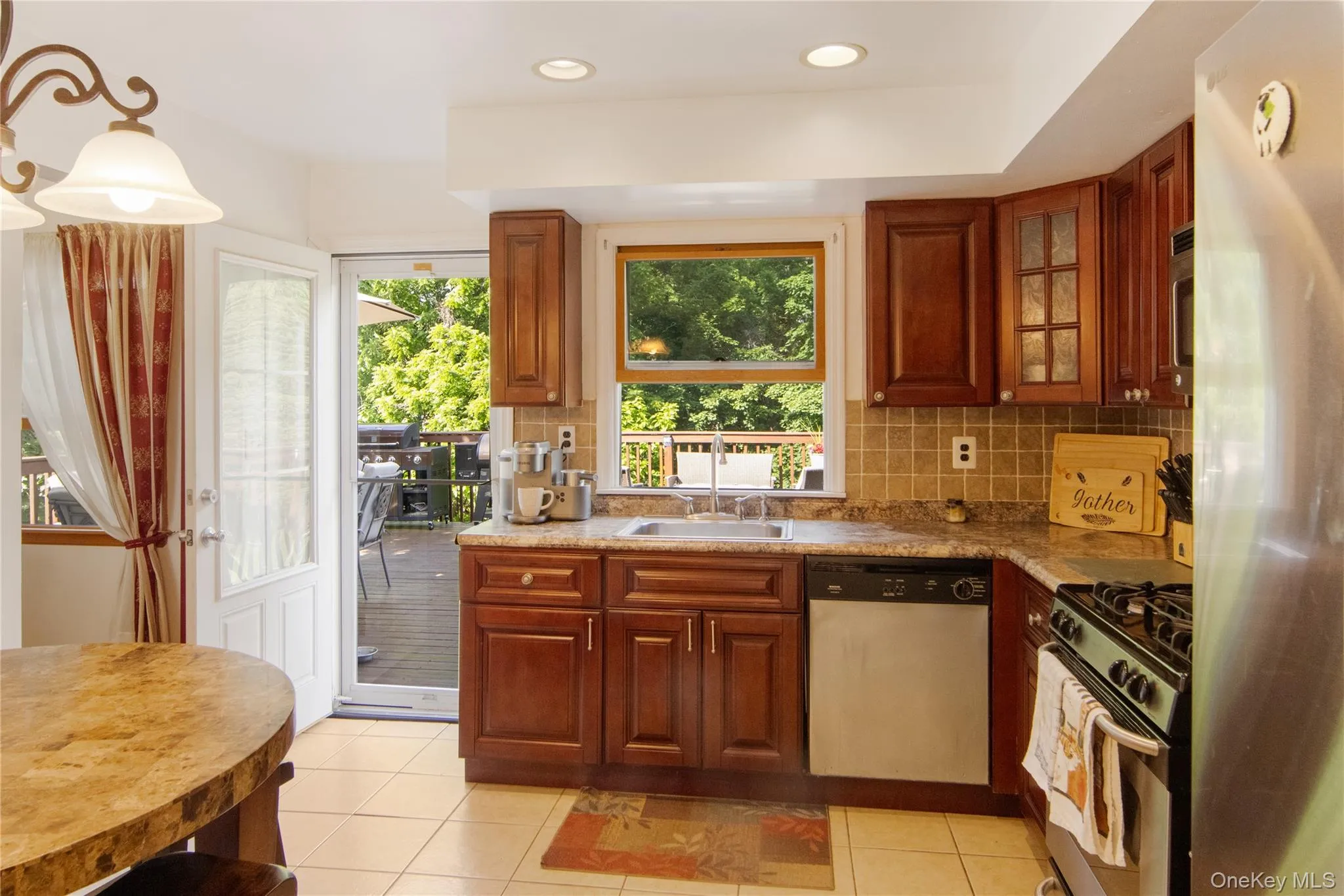 13 Pine Drive, Stony Point, NY, 4 Bedrooms Bedrooms, 7 Rooms Rooms,1 BathroomBathrooms,Residential,For Rent,Pine,0,1008483 13 Pine Drive, Stony Point, NY, 4 Bedrooms Bedrooms, 7 Rooms Rooms,1 BathroomBathrooms,Residential,For Rent,Pine,0,1008483