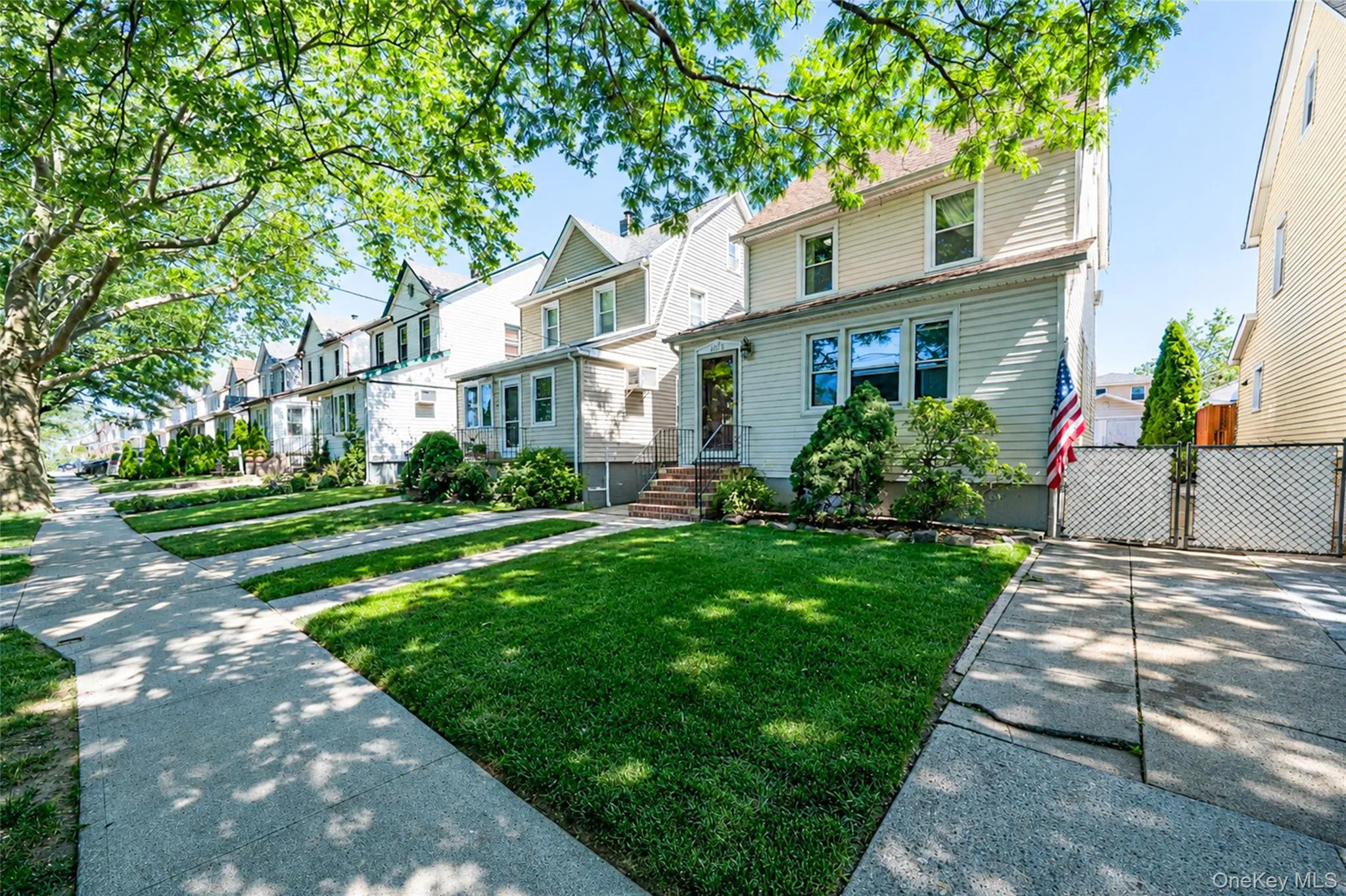 240-11 88th Avenue, New York, NY, 4 Bedrooms Bedrooms, 8 Rooms Rooms,2 BathroomsBathrooms,Residential,For Rent,88th,0,1008486 240-11 88th Avenue, New York, NY, 4 Bedrooms Bedrooms, 8 Rooms Rooms,2 BathroomsBathrooms,Residential,For Rent,88th,0,1008486