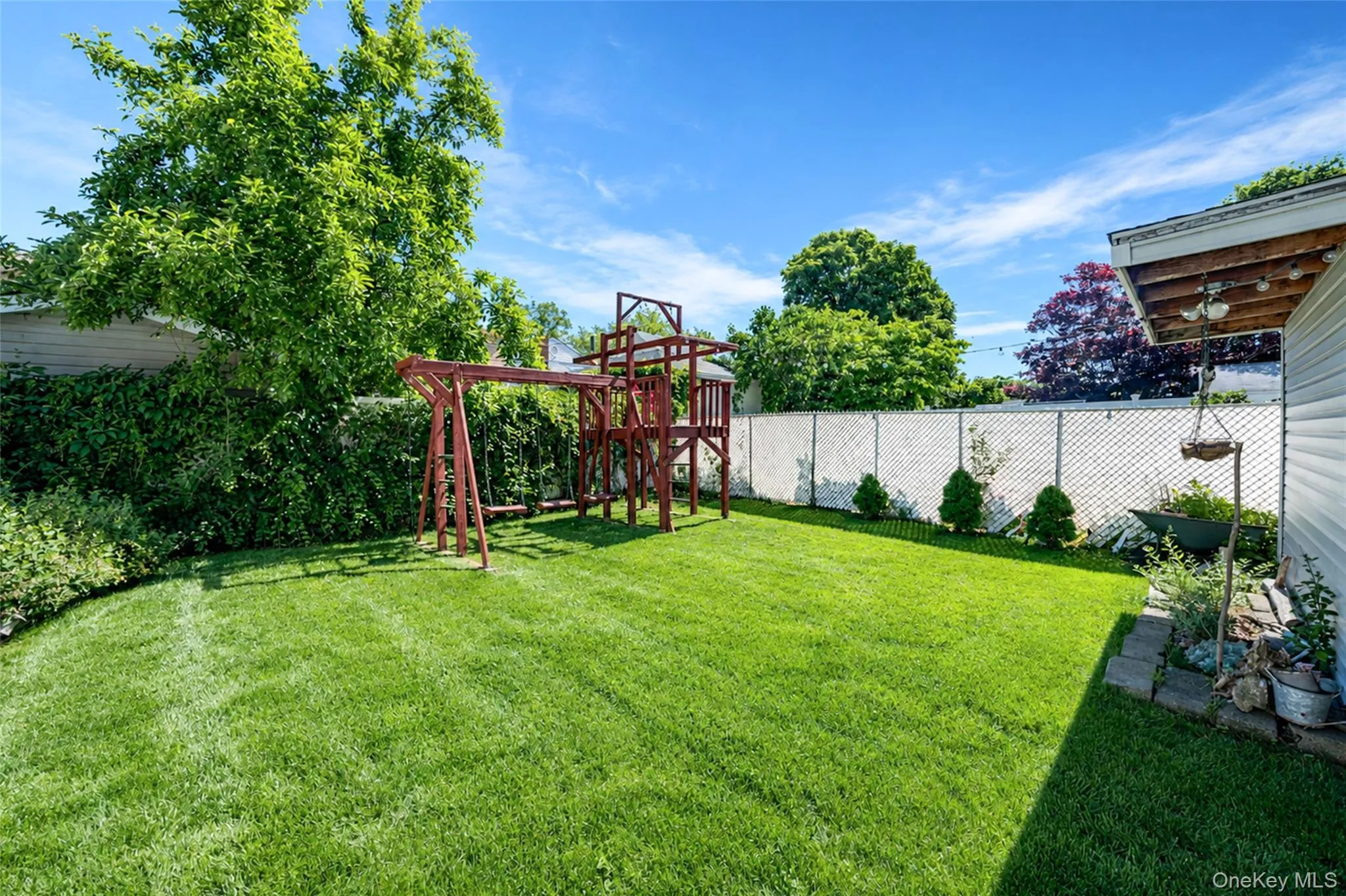 240-11 88th Avenue, New York, NY, 4 Bedrooms Bedrooms, 8 Rooms Rooms,2 BathroomsBathrooms,Residential,For Rent,88th,0,1008486 240-11 88th Avenue, New York, NY, 4 Bedrooms Bedrooms, 8 Rooms Rooms,2 BathroomsBathrooms,Residential,For Rent,88th,0,1008486