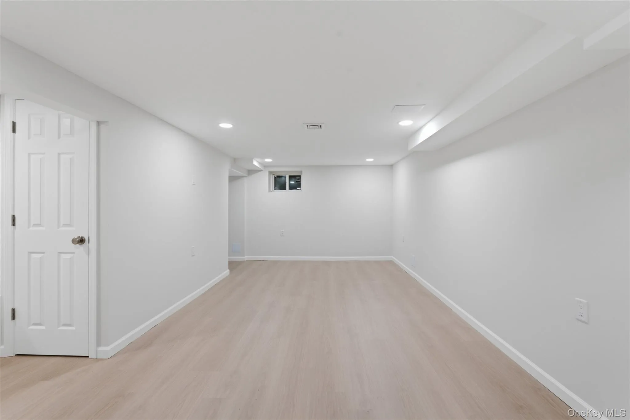 1 Bevan Place, Eastchester, NY, 3 Bedrooms Bedrooms, 7 Rooms Rooms,1 BathroomBathrooms,Residential,For Rent,Bevan,0,1008487 1 Bevan Place, Eastchester, NY, 3 Bedrooms Bedrooms, 7 Rooms Rooms,1 BathroomBathrooms,Residential,For Rent,Bevan,0,1008487