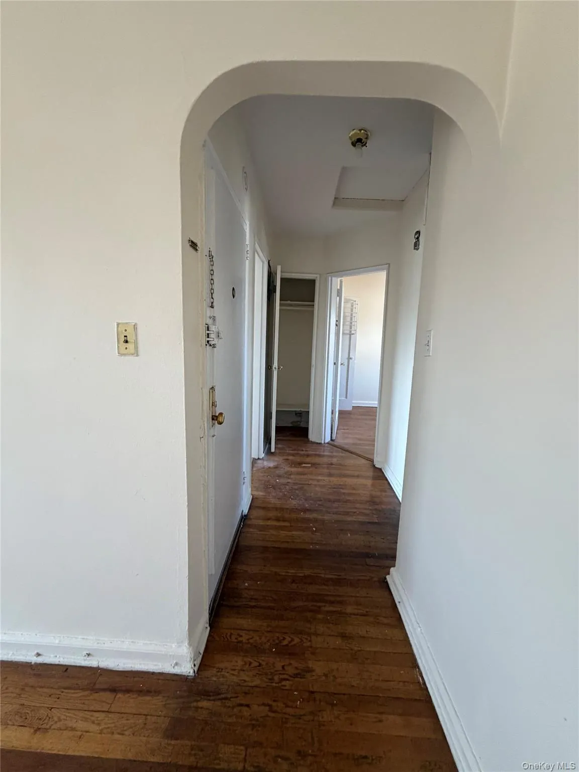 20109 35th Avenue, New York, NY, 2 Bedrooms Bedrooms, 4 Rooms Rooms,1 BathroomBathrooms,Residential,For Rent,35th,0,1008489 20109 35th Avenue, New York, NY, 2 Bedrooms Bedrooms, 4 Rooms Rooms,1 BathroomBathrooms,Residential,For Rent,35th,0,1008489