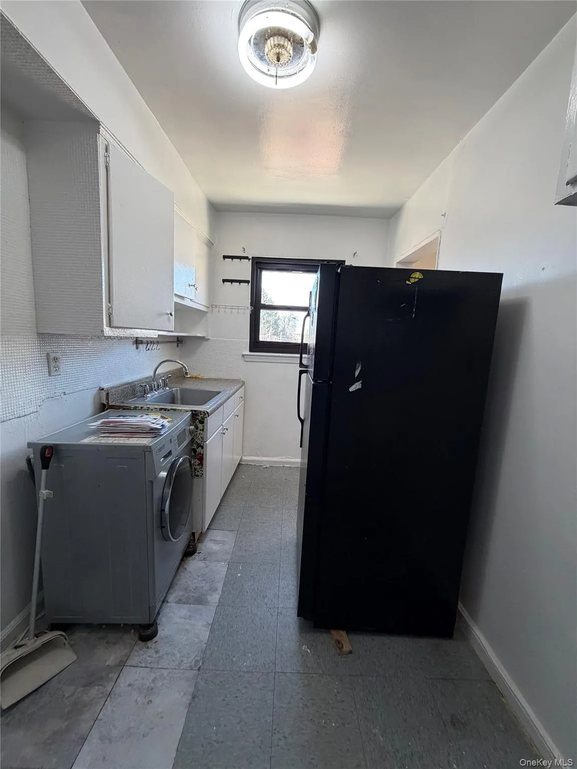 20109 35th Avenue, New York, NY, 2 Bedrooms Bedrooms, 4 Rooms Rooms,1 BathroomBathrooms,Residential,For Rent,35th,0,1008489 20109 35th Avenue, New York, NY, 2 Bedrooms Bedrooms, 4 Rooms Rooms,1 BathroomBathrooms,Residential,For Rent,35th,0,1008489