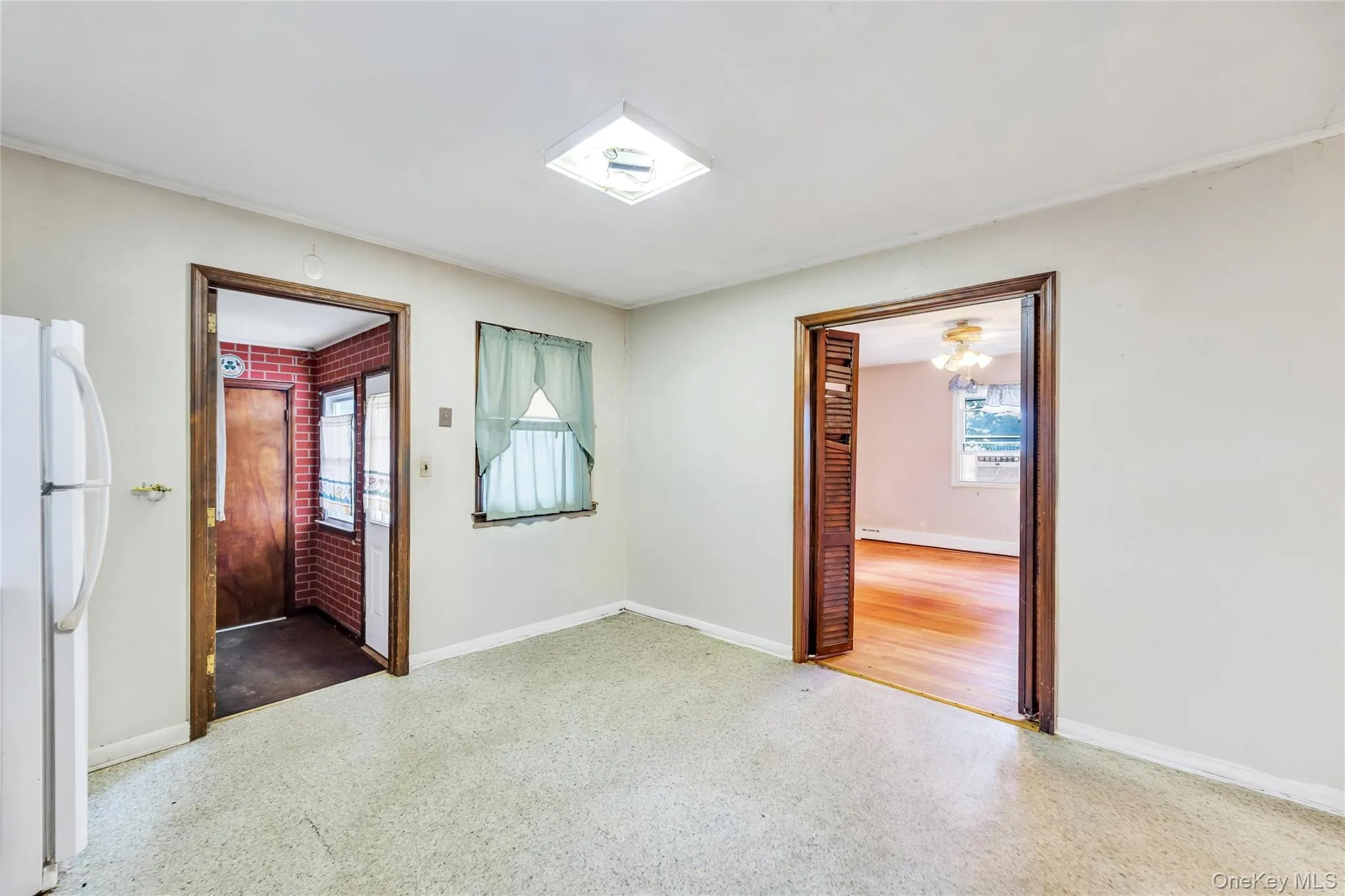 274 Johnson Avenue, Islip, NY, 4 Bedrooms Bedrooms, 8 Rooms Rooms,2 BathroomsBathrooms,Residential,For Rent,Johnson,0,1008492 274 Johnson Avenue, Islip, NY, 4 Bedrooms Bedrooms, 8 Rooms Rooms,2 BathroomsBathrooms,Residential,For Rent,Johnson,0,1008492