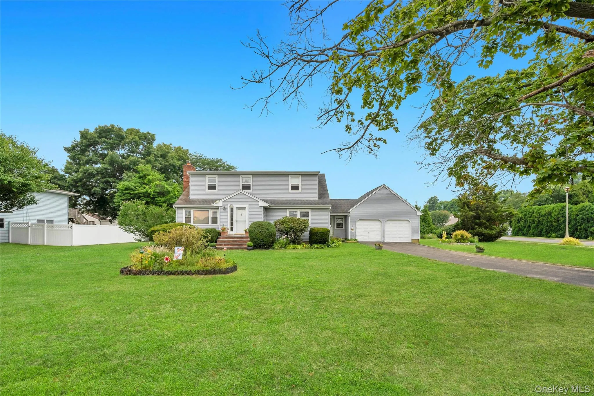 274 Johnson Avenue, Islip, NY, 4 Bedrooms Bedrooms, 8 Rooms Rooms,2 BathroomsBathrooms,Residential,For Rent,Johnson,0,1008492 274 Johnson Avenue, Islip, NY, 4 Bedrooms Bedrooms, 8 Rooms Rooms,2 BathroomsBathrooms,Residential,For Rent,Johnson,0,1008492
