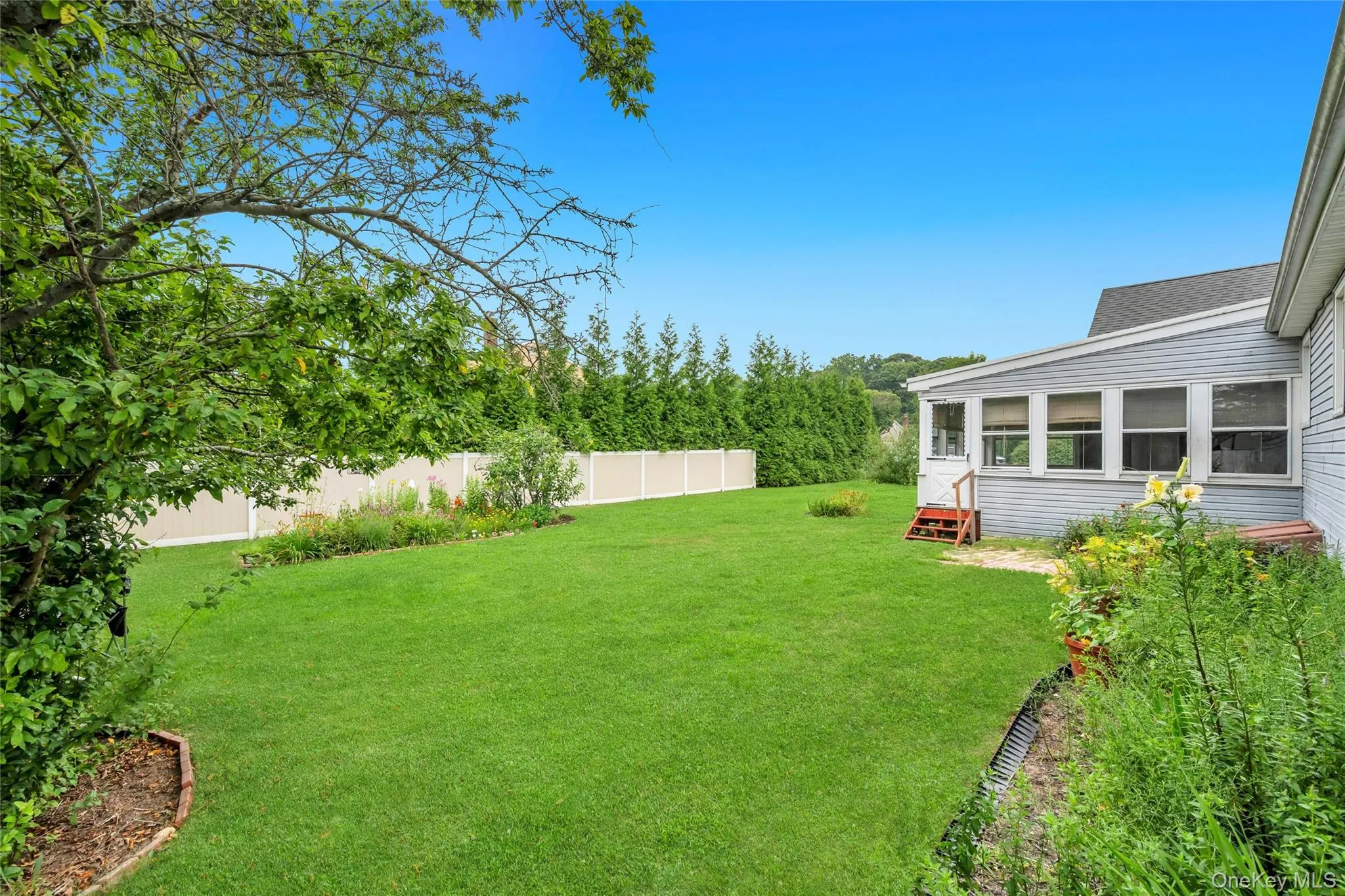 274 Johnson Avenue, Islip, NY, 4 Bedrooms Bedrooms, 8 Rooms Rooms,2 BathroomsBathrooms,Residential,For Rent,Johnson,0,1008492 274 Johnson Avenue, Islip, NY, 4 Bedrooms Bedrooms, 8 Rooms Rooms,2 BathroomsBathrooms,Residential,For Rent,Johnson,0,1008492