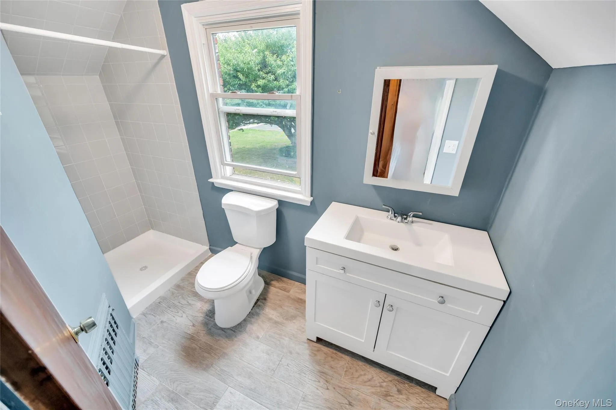 274 Johnson Avenue, Islip, NY, 4 Bedrooms Bedrooms, 8 Rooms Rooms,2 BathroomsBathrooms,Residential,For Rent,Johnson,0,1008492 274 Johnson Avenue, Islip, NY, 4 Bedrooms Bedrooms, 8 Rooms Rooms,2 BathroomsBathrooms,Residential,For Rent,Johnson,0,1008492