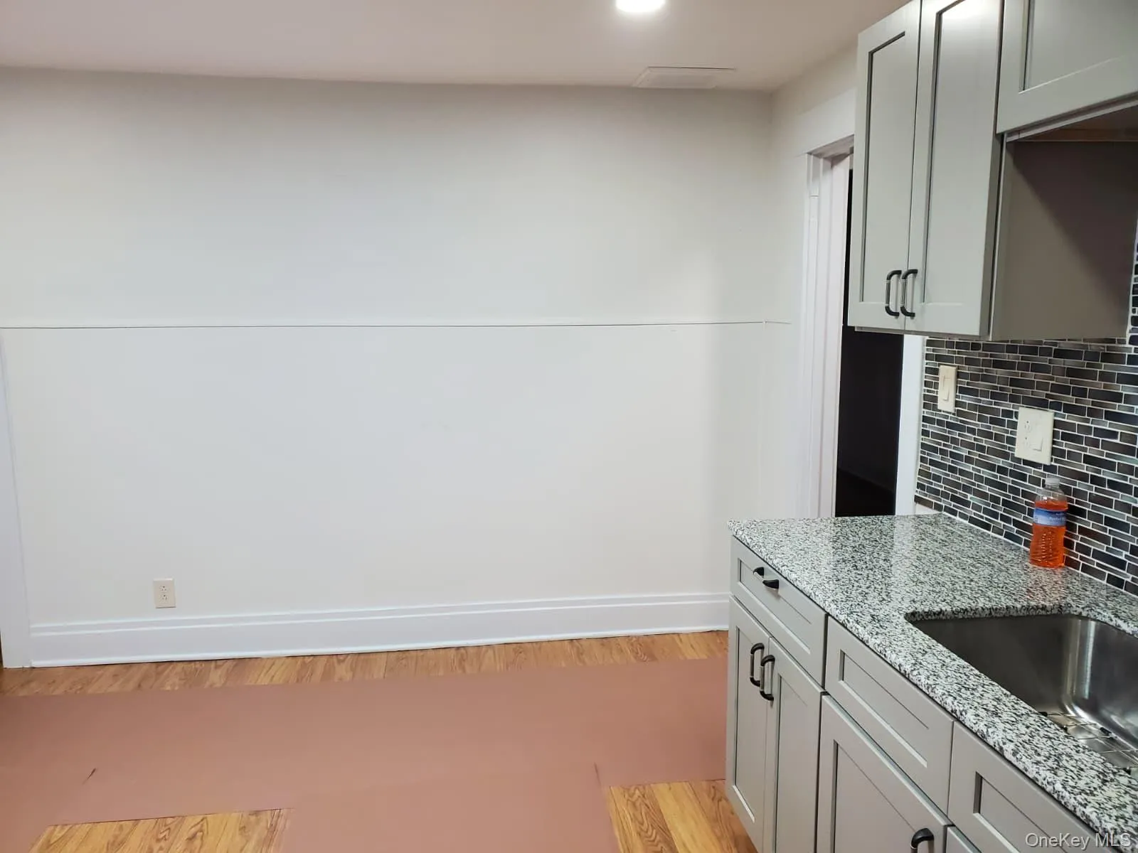 43 FERNHILL Avenue, Out Of Area, NY, 4 Bedrooms Bedrooms, 6 Rooms Rooms,2 BathroomsBathrooms,Residential,For Rent,FERNHILL,0,1008494 43 FERNHILL Avenue, Out Of Area, NY, 4 Bedrooms Bedrooms, 6 Rooms Rooms,2 BathroomsBathrooms,Residential,For Rent,FERNHILL,0,1008494