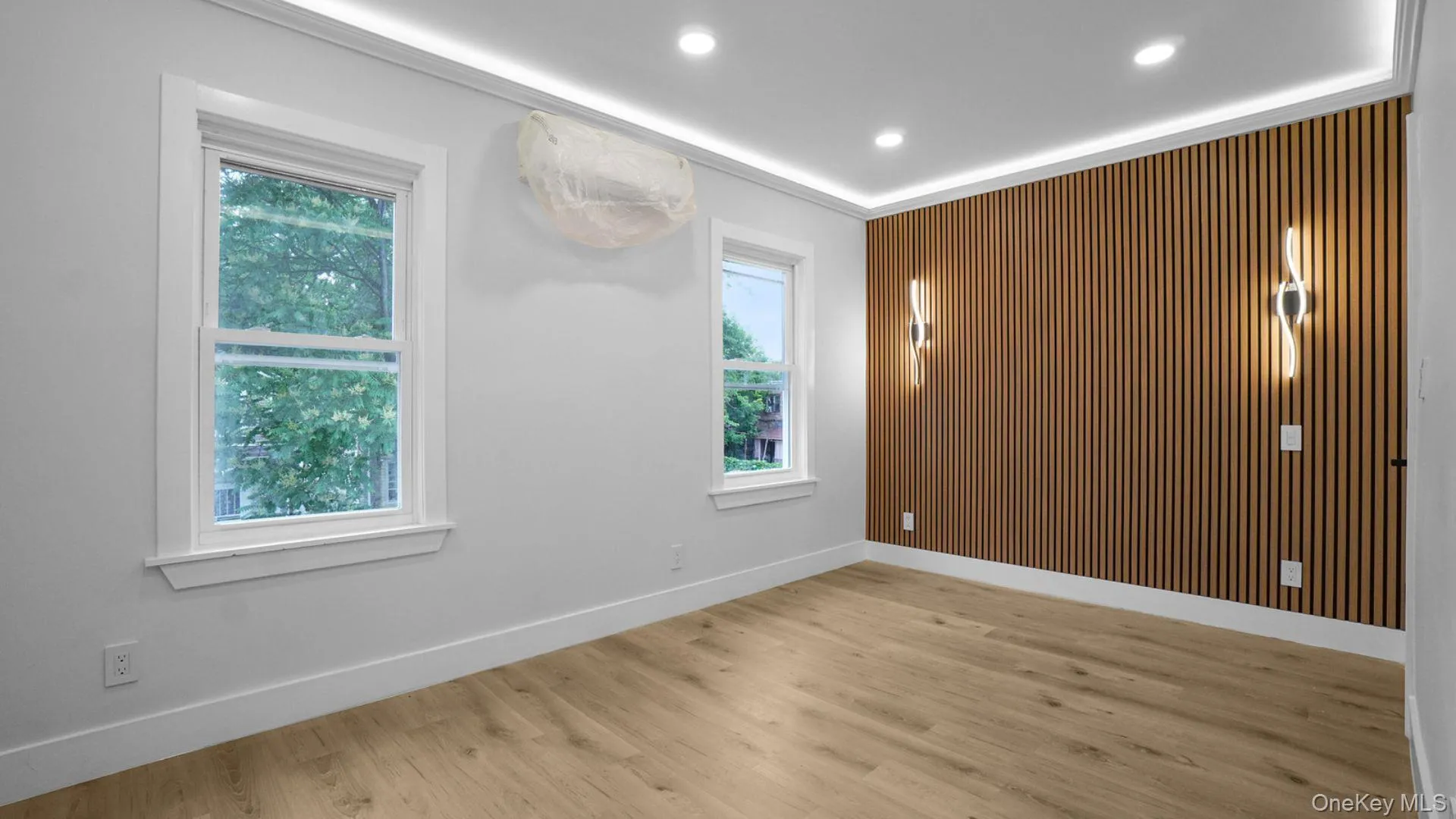 4219 Murdock Avenue, New York, NY, 3 Bedrooms Bedrooms, 6 Rooms Rooms,2 BathroomsBathrooms,Residential,For Rent,Murdock,0,1008512 4219 Murdock Avenue, New York, NY, 3 Bedrooms Bedrooms, 6 Rooms Rooms,2 BathroomsBathrooms,Residential,For Rent,Murdock,0,1008512