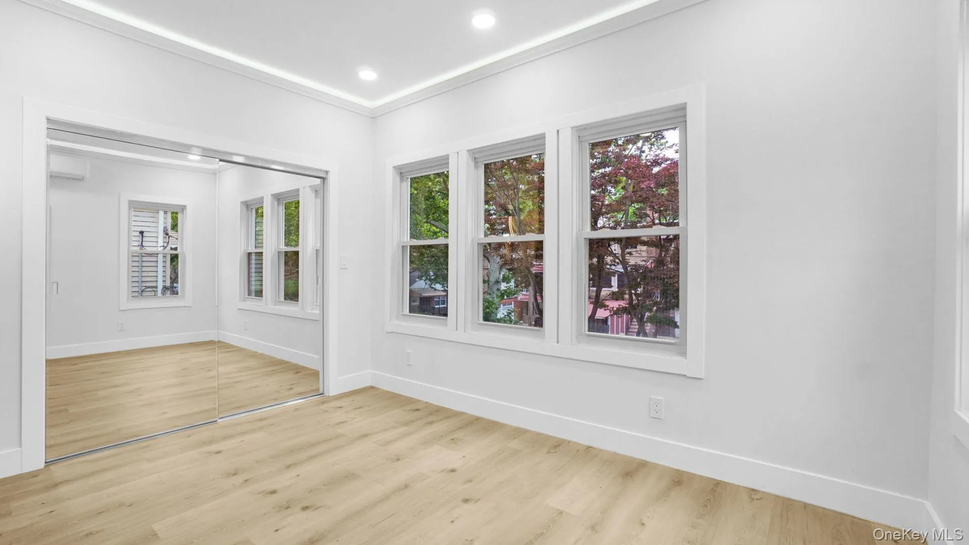 4219 Murdock Avenue, New York, NY, 3 Bedrooms Bedrooms, 6 Rooms Rooms,2 BathroomsBathrooms,Residential,For Rent,Murdock,0,1008512 4219 Murdock Avenue, New York, NY, 3 Bedrooms Bedrooms, 6 Rooms Rooms,2 BathroomsBathrooms,Residential,For Rent,Murdock,0,1008512