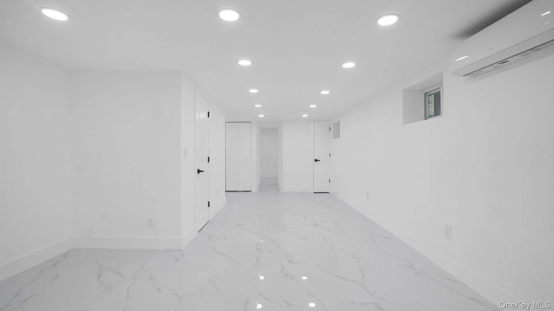 4219 Murdock Avenue, New York, NY, 3 Bedrooms Bedrooms, 6 Rooms Rooms,2 BathroomsBathrooms,Residential,For Rent,Murdock,0,1008512 4219 Murdock Avenue, New York, NY, 3 Bedrooms Bedrooms, 6 Rooms Rooms,2 BathroomsBathrooms,Residential,For Rent,Murdock,0,1008512