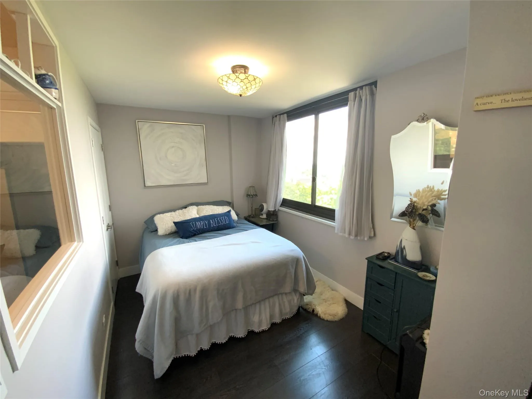 27010 Grand Central Parkway, New York, NY, 3 Rooms Rooms,1 BathroomBathrooms,Residential,For Rent,Grand Central,0,1008514 27010 Grand Central Parkway, New York, NY, 3 Rooms Rooms,1 BathroomBathrooms,Residential,For Rent,Grand Central,0,1008514