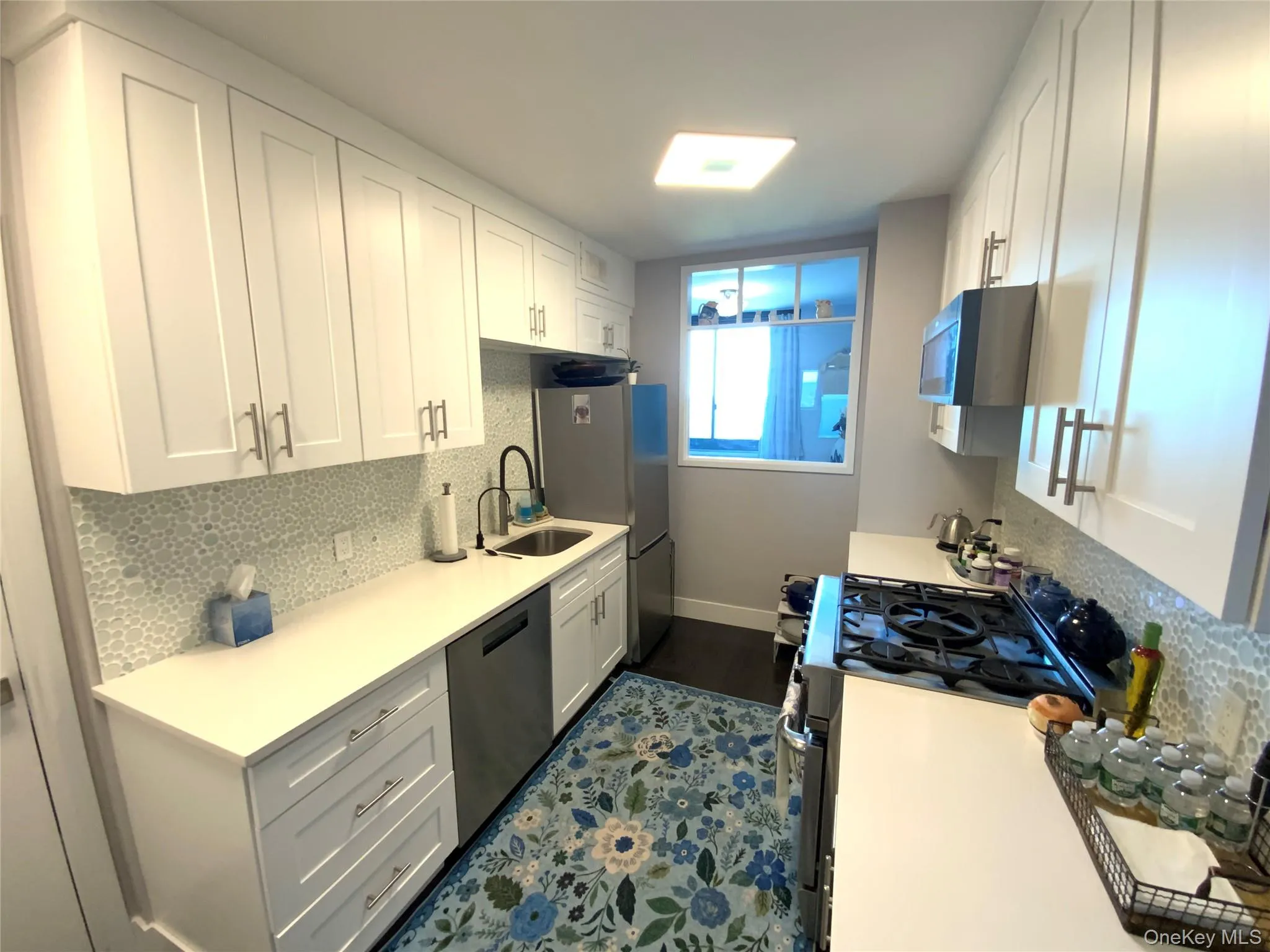 27010 Grand Central Parkway, New York, NY, 3 Rooms Rooms,1 BathroomBathrooms,Residential,For Rent,Grand Central,0,1008514 27010 Grand Central Parkway, New York, NY, 3 Rooms Rooms,1 BathroomBathrooms,Residential,For Rent,Grand Central,0,1008514