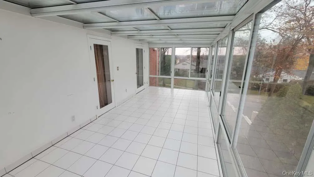 186-20 Troon Road, New York, NY, 4 Bedrooms Bedrooms, 6 Rooms Rooms,3 BathroomsBathrooms,Residential Lease,For Rent,Troon,0,1008520 186-20 Troon Road, New York, NY, 4 Bedrooms Bedrooms, 6 Rooms Rooms,3 BathroomsBathrooms,Residential Lease,For Rent,Troon,0,1008520