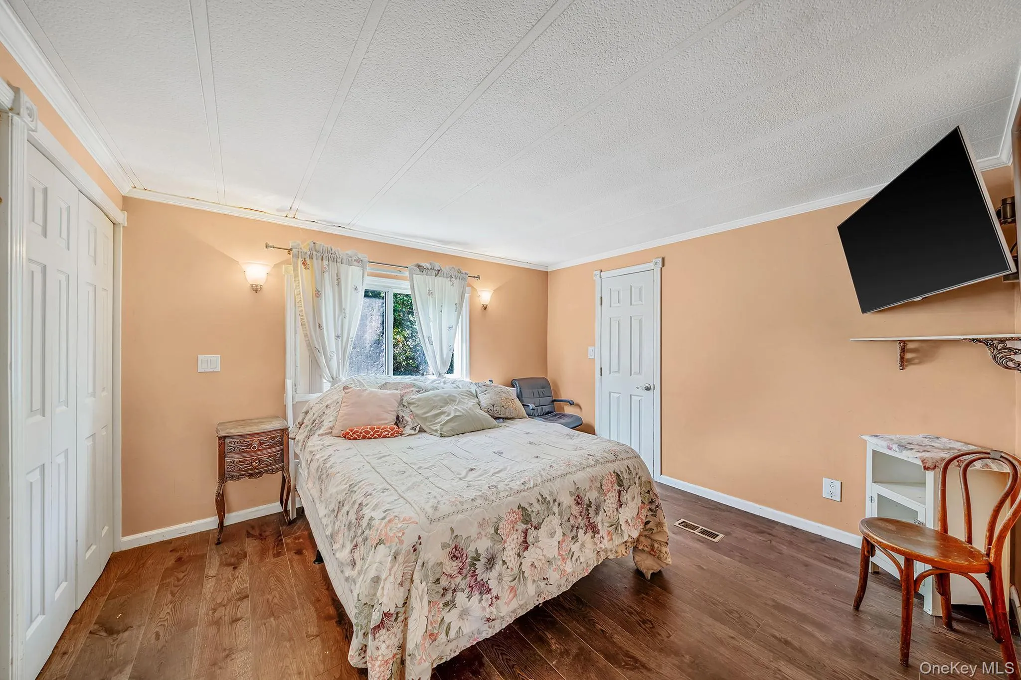14 Buttercup Drive, Islip, NY, 2 Bedrooms Bedrooms, 5 Rooms Rooms,1 BathroomBathrooms,Residential,For Rent,Buttercup,0,1008522 14 Buttercup Drive, Islip, NY, 2 Bedrooms Bedrooms, 5 Rooms Rooms,1 BathroomBathrooms,Residential,For Rent,Buttercup,0,1008522