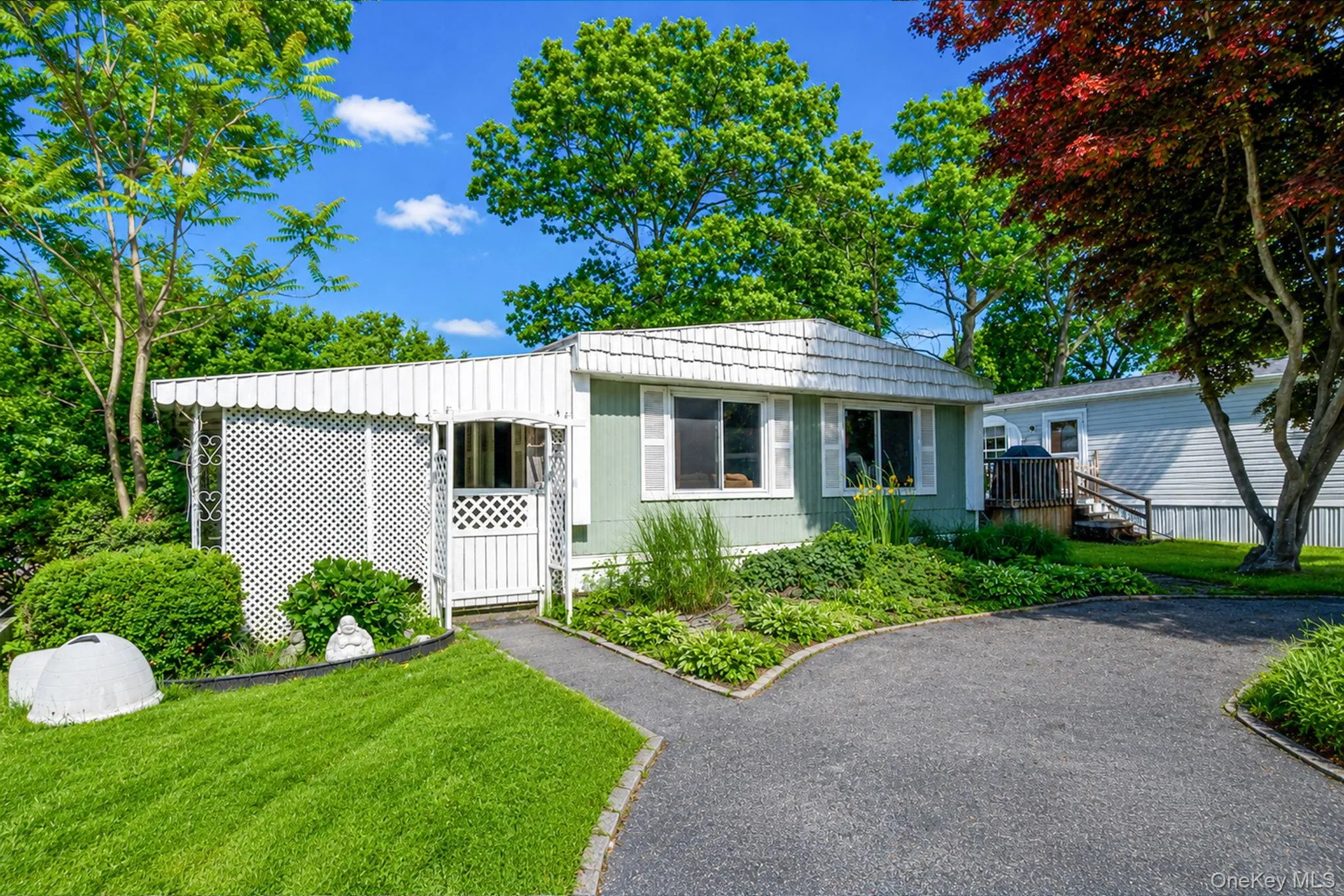 14 Buttercup Drive, Islip, NY, 2 Bedrooms Bedrooms, 5 Rooms Rooms,1 BathroomBathrooms,Residential,For Rent,Buttercup,0,1008522 14 Buttercup Drive, Islip, NY, 2 Bedrooms Bedrooms, 5 Rooms Rooms,1 BathroomBathrooms,Residential,For Rent,Buttercup,0,1008522