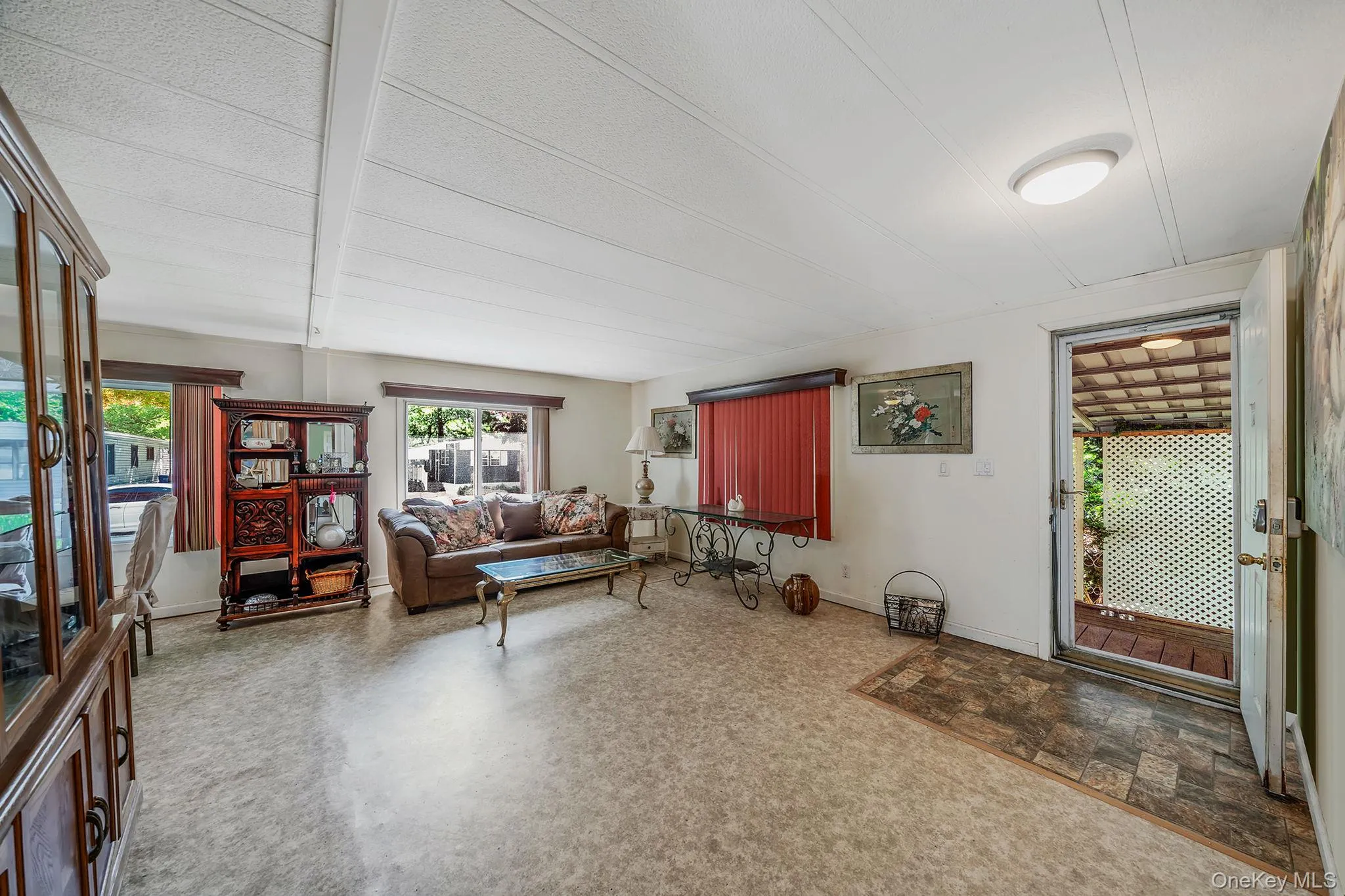 14 Buttercup Drive, Islip, NY, 2 Bedrooms Bedrooms, 5 Rooms Rooms,1 BathroomBathrooms,Residential,For Rent,Buttercup,0,1008522 14 Buttercup Drive, Islip, NY, 2 Bedrooms Bedrooms, 5 Rooms Rooms,1 BathroomBathrooms,Residential,For Rent,Buttercup,0,1008522
