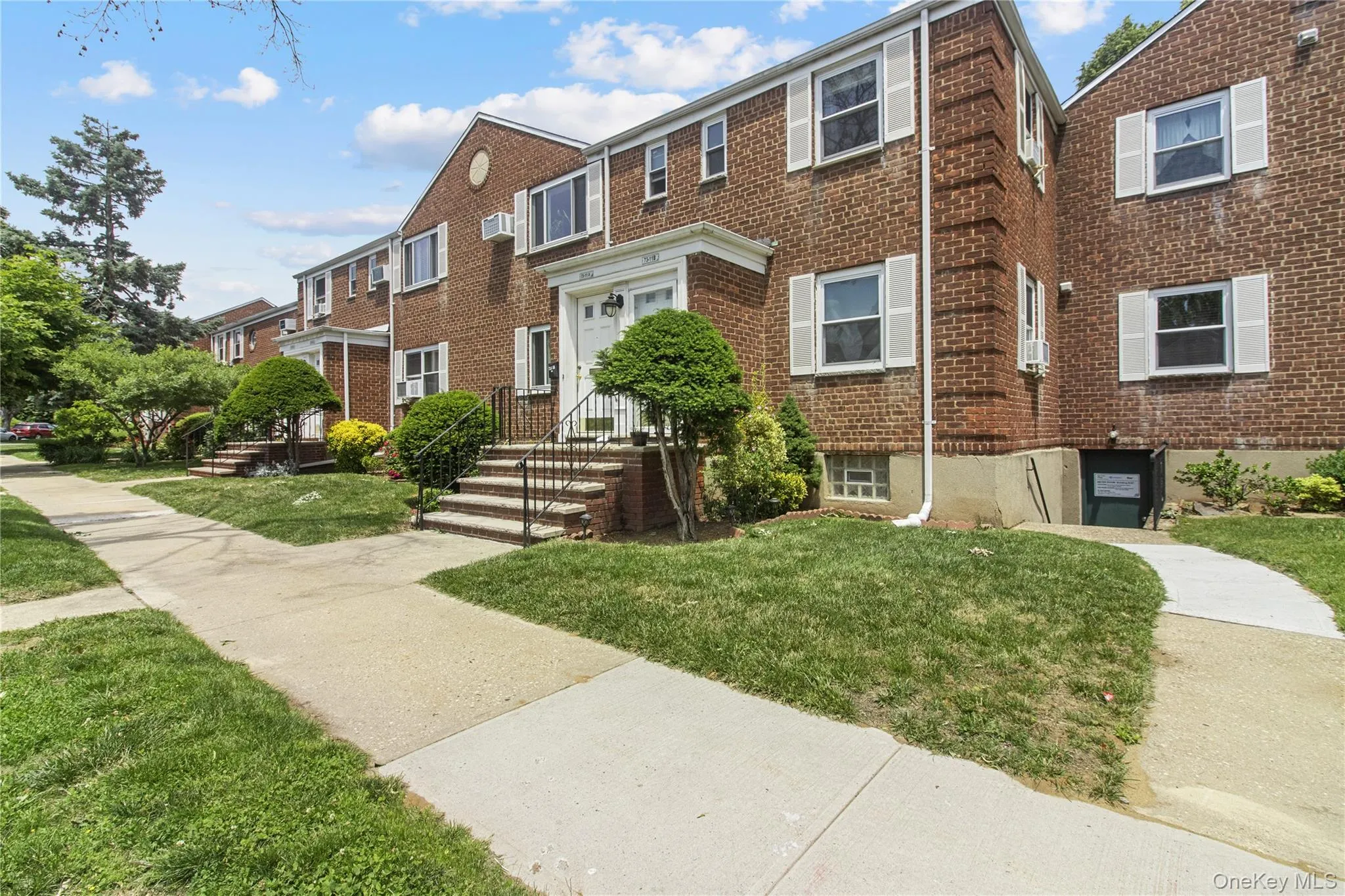 73-11 263rd Street, New York, NY, 2 Bedrooms Bedrooms, 3 Rooms Rooms,1 BathroomBathrooms,Residential,For Rent,263rd,0,1008528 73-11 263rd Street, New York, NY, 2 Bedrooms Bedrooms, 3 Rooms Rooms,1 BathroomBathrooms,Residential,For Rent,263rd,0,1008528