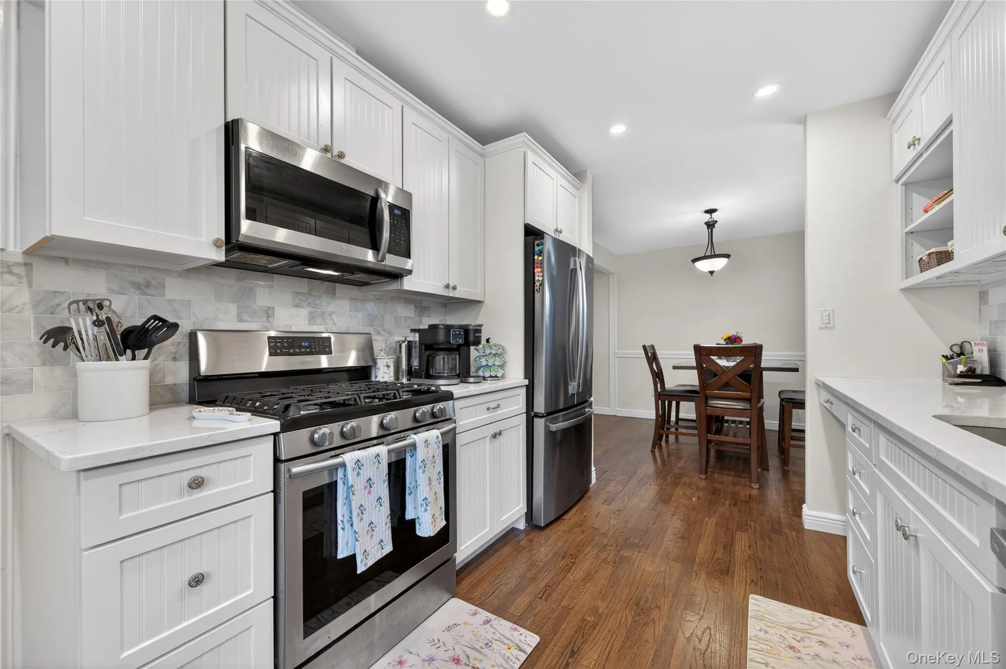18U Madison Park Gardens, North Hempstead, NY, 2 Bedrooms Bedrooms, 4 Rooms Rooms,1 BathroomBathrooms,Residential,For Rent,Madison Park Gardens,0,1008532 18U Madison Park Gardens, North Hempstead, NY, 2 Bedrooms Bedrooms, 4 Rooms Rooms,1 BathroomBathrooms,Residential,For Rent,Madison Park Gardens,0,1008532