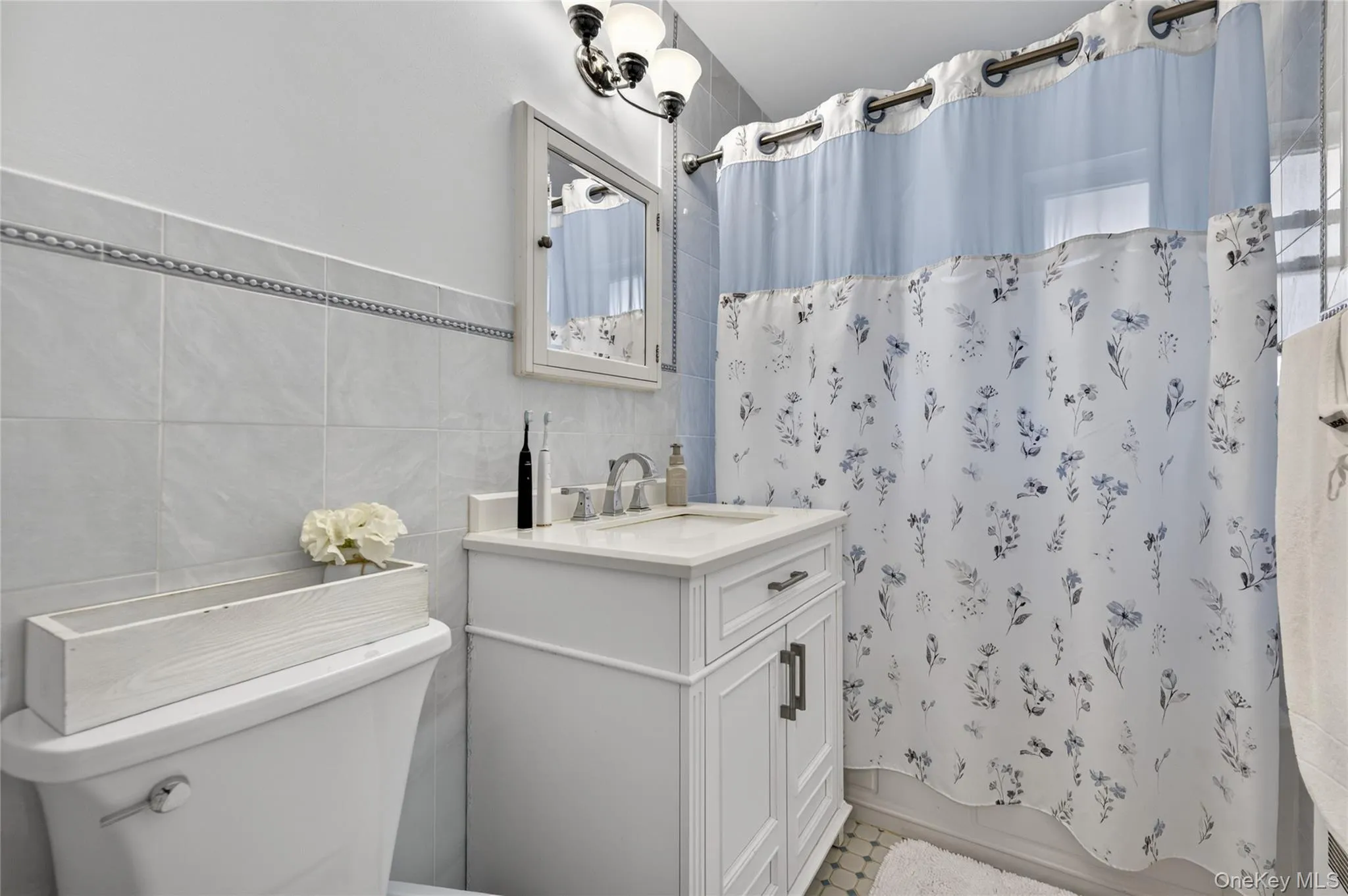 18U Madison Park Gardens, North Hempstead, NY, 2 Bedrooms Bedrooms, 4 Rooms Rooms,1 BathroomBathrooms,Residential,For Rent,Madison Park Gardens,0,1008532 18U Madison Park Gardens, North Hempstead, NY, 2 Bedrooms Bedrooms, 4 Rooms Rooms,1 BathroomBathrooms,Residential,For Rent,Madison Park Gardens,0,1008532