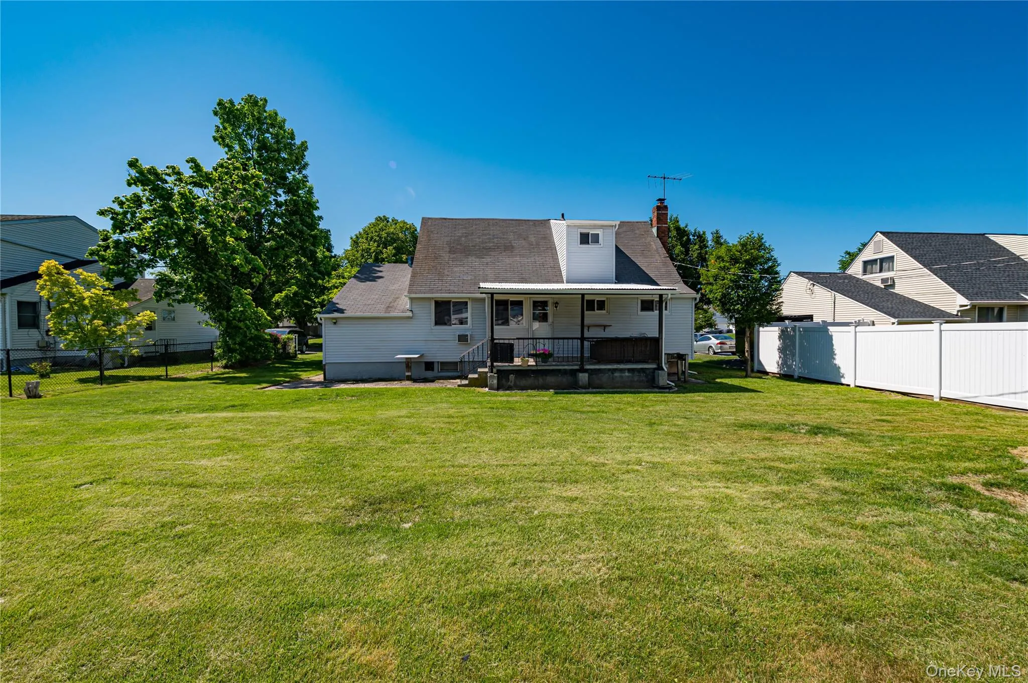 31 Pickwick Drive, Smithtown, NY, 3 Bedrooms Bedrooms, 6 Rooms Rooms,2 BathroomsBathrooms,Residential,For Rent,Pickwick,0,1008534 31 Pickwick Drive, Smithtown, NY, 3 Bedrooms Bedrooms, 6 Rooms Rooms,2 BathroomsBathrooms,Residential,For Rent,Pickwick,0,1008534