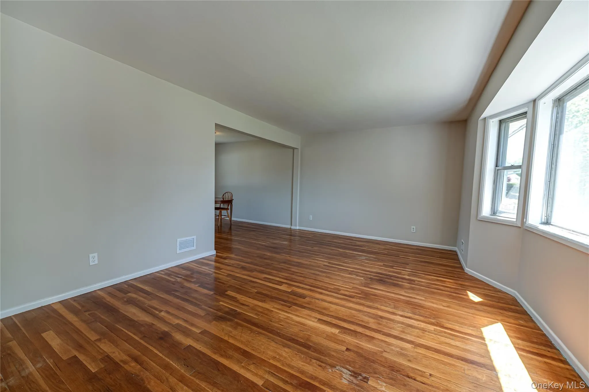 31 Pickwick Drive, Smithtown, NY, 3 Bedrooms Bedrooms, 6 Rooms Rooms,2 BathroomsBathrooms,Residential,For Rent,Pickwick,0,1008534 31 Pickwick Drive, Smithtown, NY, 3 Bedrooms Bedrooms, 6 Rooms Rooms,2 BathroomsBathrooms,Residential,For Rent,Pickwick,0,1008534