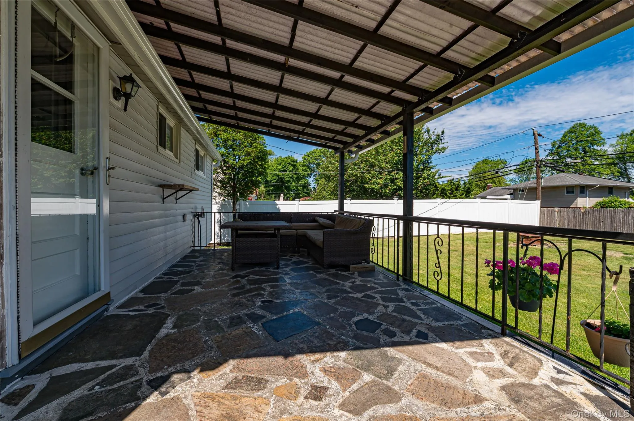 31 Pickwick Drive, Smithtown, NY, 3 Bedrooms Bedrooms, 6 Rooms Rooms,2 BathroomsBathrooms,Residential,For Rent,Pickwick,0,1008534 31 Pickwick Drive, Smithtown, NY, 3 Bedrooms Bedrooms, 6 Rooms Rooms,2 BathroomsBathrooms,Residential,For Rent,Pickwick,0,1008534