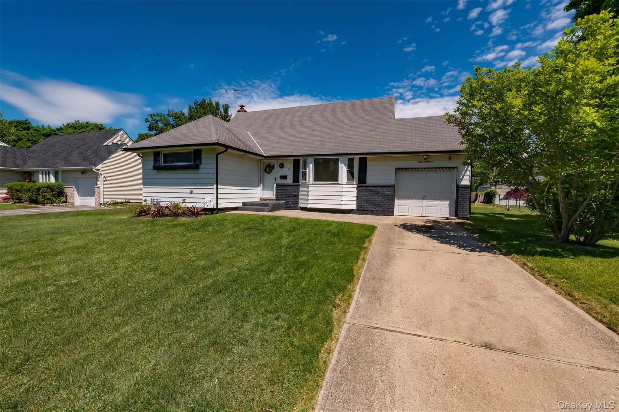 31 Pickwick Drive, Smithtown, NY, 3 Bedrooms Bedrooms, 6 Rooms Rooms,2 BathroomsBathrooms,Residential,For Rent,Pickwick,0,1008534 31 Pickwick Drive, Smithtown, NY, 3 Bedrooms Bedrooms, 6 Rooms Rooms,2 BathroomsBathrooms,Residential,For Rent,Pickwick,0,1008534