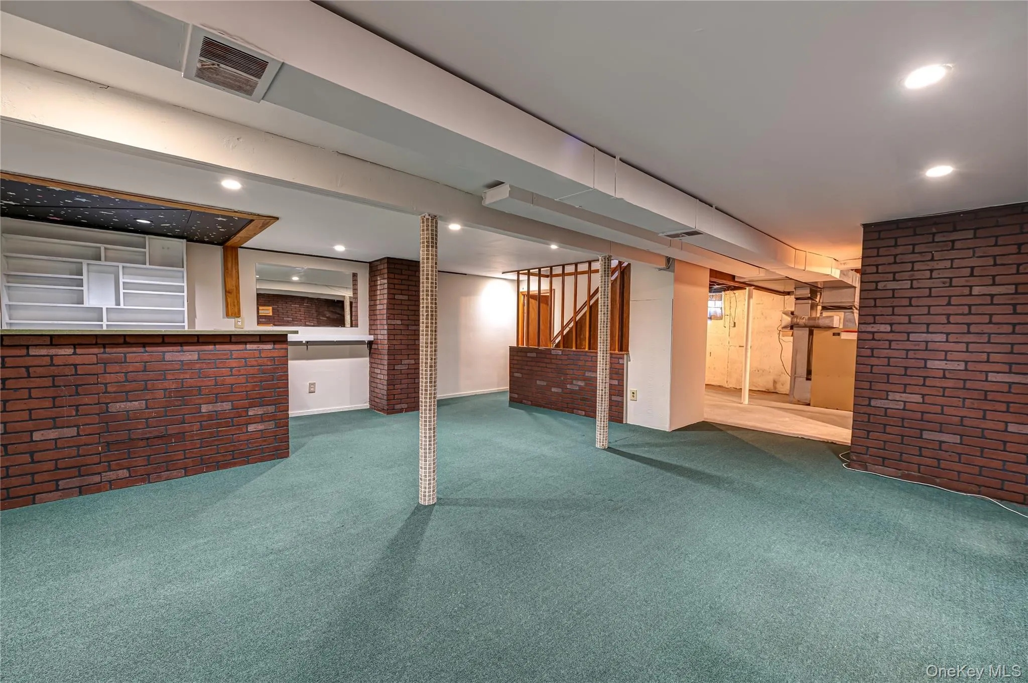 31 Pickwick Drive, Smithtown, NY, 3 Bedrooms Bedrooms, 6 Rooms Rooms,2 BathroomsBathrooms,Residential,For Rent,Pickwick,0,1008534 31 Pickwick Drive, Smithtown, NY, 3 Bedrooms Bedrooms, 6 Rooms Rooms,2 BathroomsBathrooms,Residential,For Rent,Pickwick,0,1008534