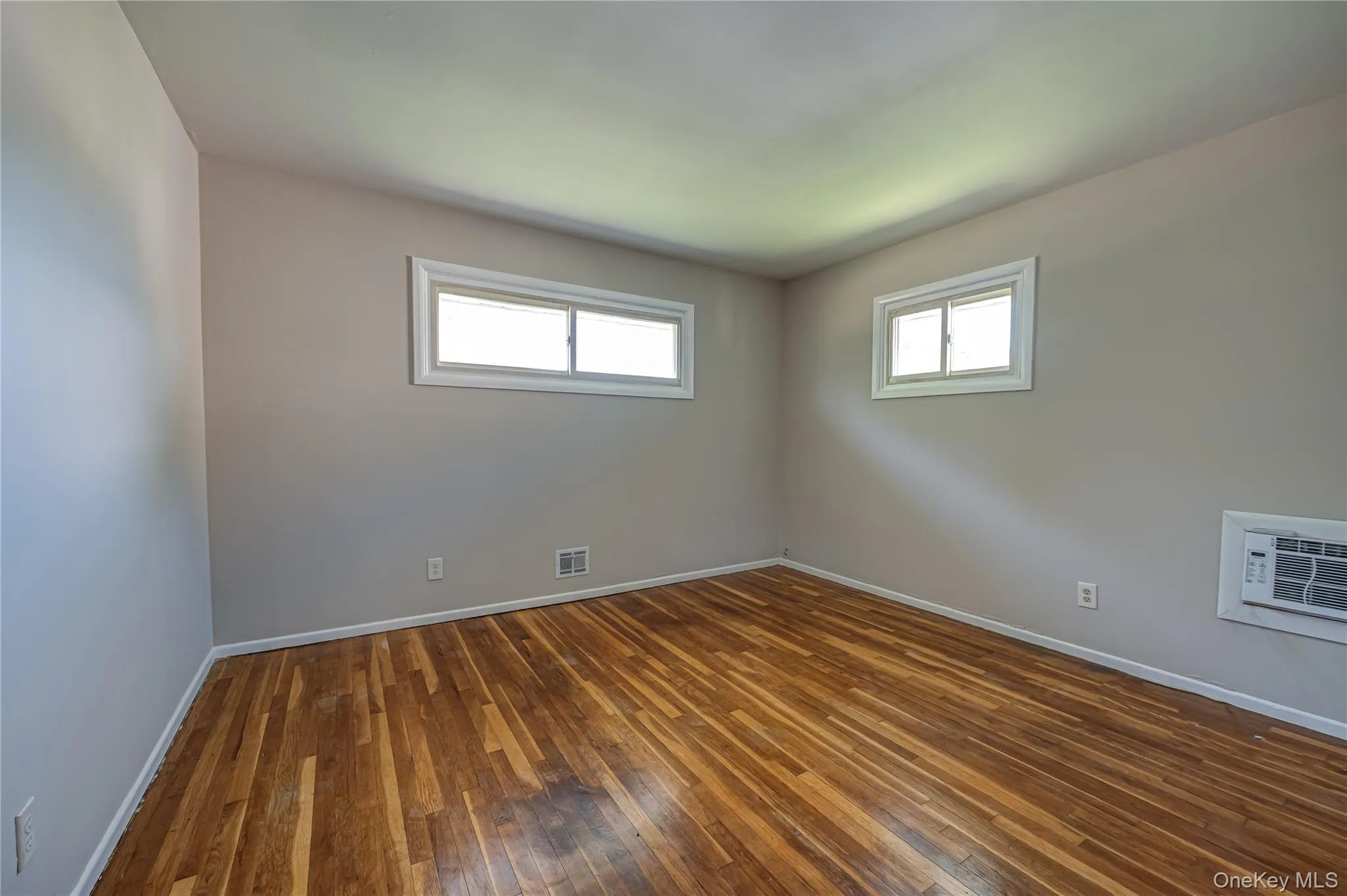 31 Pickwick Drive, Smithtown, NY, 3 Bedrooms Bedrooms, 6 Rooms Rooms,2 BathroomsBathrooms,Residential,For Rent,Pickwick,0,1008534 31 Pickwick Drive, Smithtown, NY, 3 Bedrooms Bedrooms, 6 Rooms Rooms,2 BathroomsBathrooms,Residential,For Rent,Pickwick,0,1008534