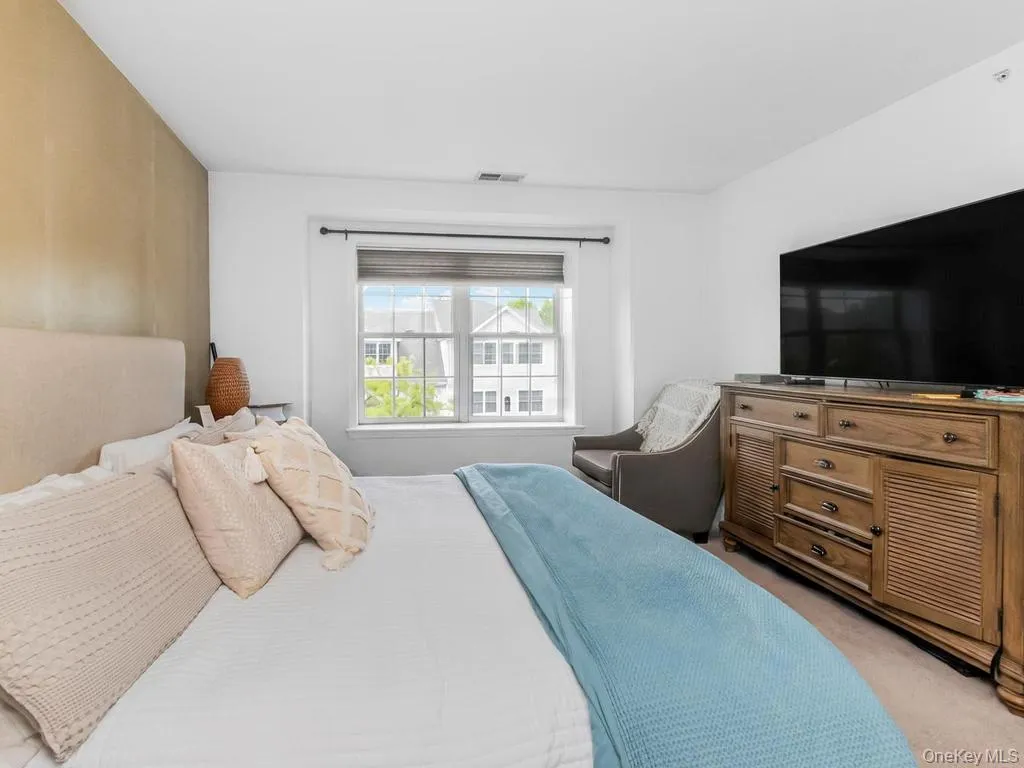 1611 Half Moon Bay Drive, Cortlandt, NY, 2 Bedrooms Bedrooms, 4 Rooms Rooms,2 BathroomsBathrooms,Residential Lease,For Rent,Half Moon Bay,0,1008539 1611 Half Moon Bay Drive, Cortlandt, NY, 2 Bedrooms Bedrooms, 4 Rooms Rooms,2 BathroomsBathrooms,Residential Lease,For Rent,Half Moon Bay,0,1008539