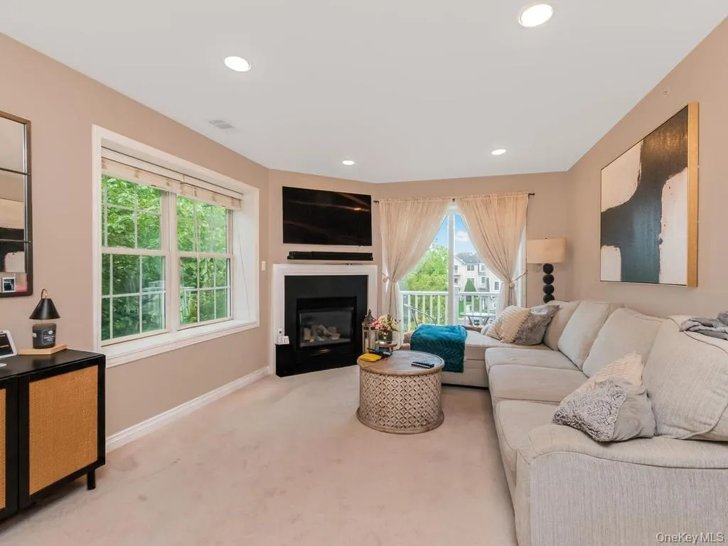 1611 Half Moon Bay Drive, Cortlandt, NY, 2 Bedrooms Bedrooms, 4 Rooms Rooms,2 BathroomsBathrooms,Residential Lease,For Rent,Half Moon Bay,0,1008539 1611 Half Moon Bay Drive, Cortlandt, NY, 2 Bedrooms Bedrooms, 4 Rooms Rooms,2 BathroomsBathrooms,Residential Lease,For Rent,Half Moon Bay,0,1008539