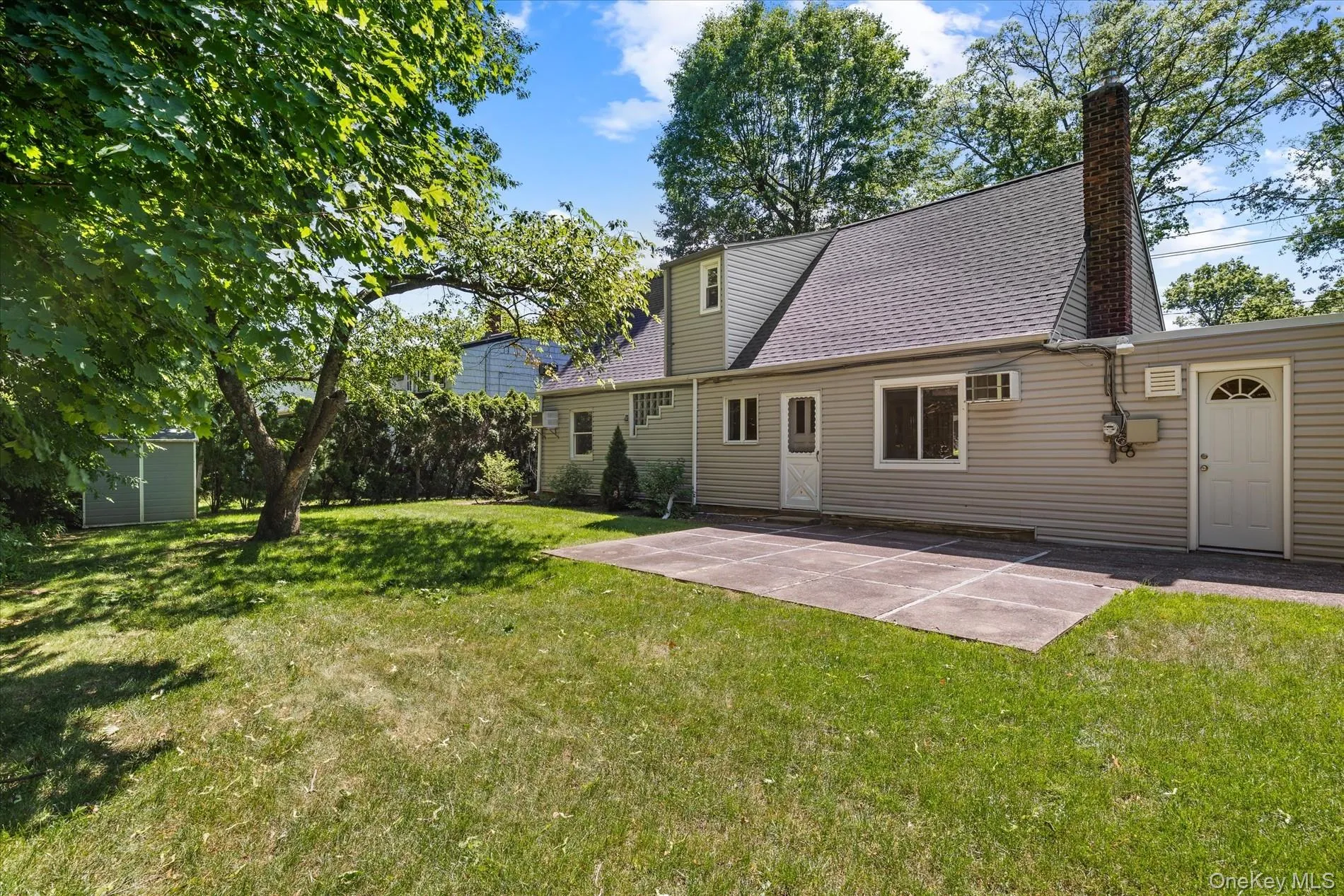 55 Warwick Road, North Hempstead, NY, 4 Bedrooms Bedrooms, 8 Rooms Rooms,2 BathroomsBathrooms,Residential Lease,For Rent,Warwick,0,1008541 55 Warwick Road, North Hempstead, NY, 4 Bedrooms Bedrooms, 8 Rooms Rooms,2 BathroomsBathrooms,Residential Lease,For Rent,Warwick,0,1008541