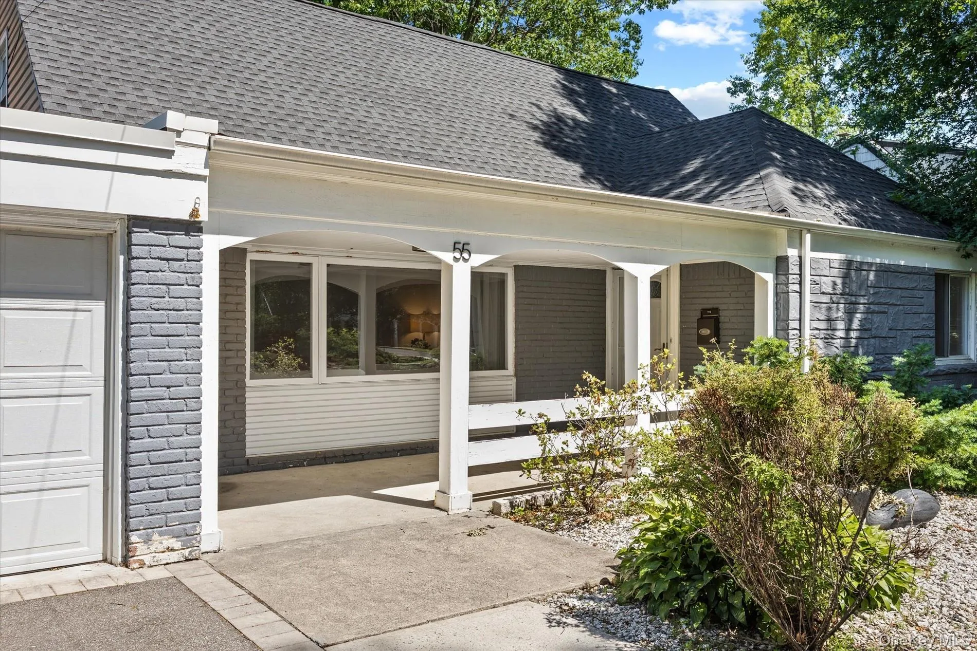 55 Warwick Road, North Hempstead, NY, 4 Bedrooms Bedrooms, 8 Rooms Rooms,2 BathroomsBathrooms,Residential Lease,For Rent,Warwick,0,1008541 55 Warwick Road, North Hempstead, NY, 4 Bedrooms Bedrooms, 8 Rooms Rooms,2 BathroomsBathrooms,Residential Lease,For Rent,Warwick,0,1008541