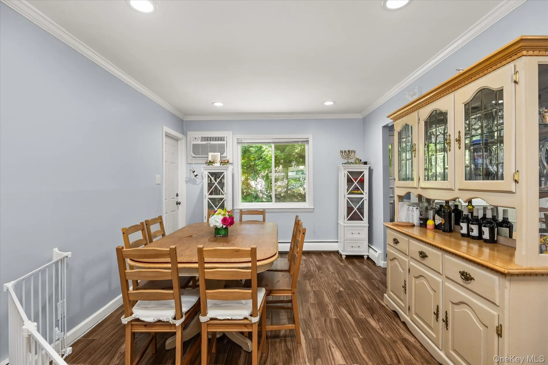 55 Warwick Road, North Hempstead, NY, 4 Bedrooms Bedrooms, 8 Rooms Rooms,2 BathroomsBathrooms,Residential Lease,For Rent,Warwick,0,1008541 55 Warwick Road, North Hempstead, NY, 4 Bedrooms Bedrooms, 8 Rooms Rooms,2 BathroomsBathrooms,Residential Lease,For Rent,Warwick,0,1008541