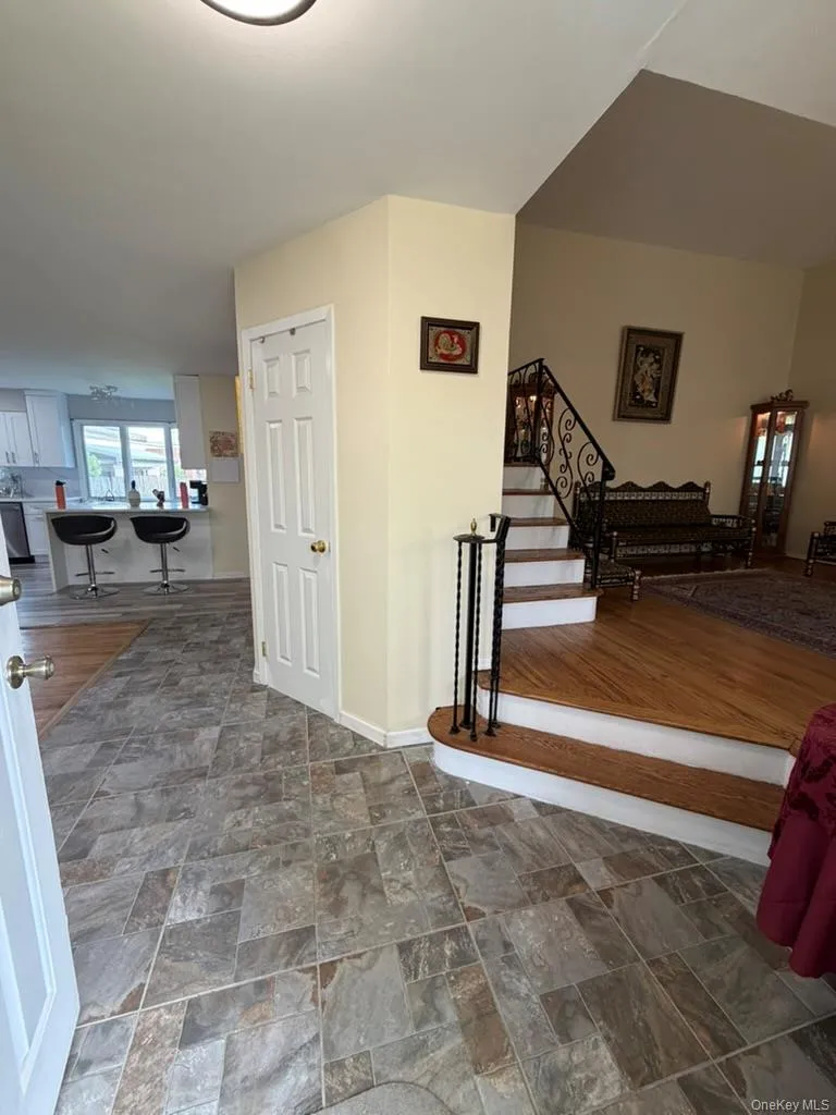 26 Eldorado Drive, Huntington, NY, 4 Bedrooms Bedrooms, 9 Rooms Rooms,3 BathroomsBathrooms,Residential,For Rent,Eldorado,0,1008545 26 Eldorado Drive, Huntington, NY, 4 Bedrooms Bedrooms, 9 Rooms Rooms,3 BathroomsBathrooms,Residential,For Rent,Eldorado,0,1008545