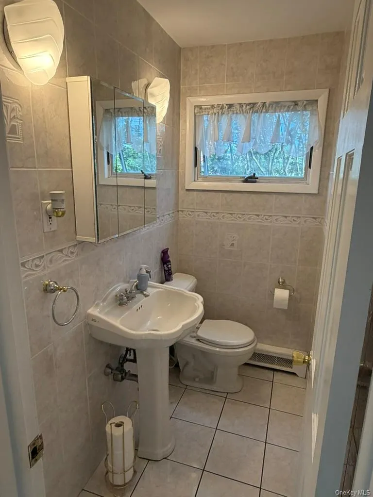 26 Eldorado Drive, Huntington, NY, 4 Bedrooms Bedrooms, 9 Rooms Rooms,3 BathroomsBathrooms,Residential,For Rent,Eldorado,0,1008545 26 Eldorado Drive, Huntington, NY, 4 Bedrooms Bedrooms, 9 Rooms Rooms,3 BathroomsBathrooms,Residential,For Rent,Eldorado,0,1008545