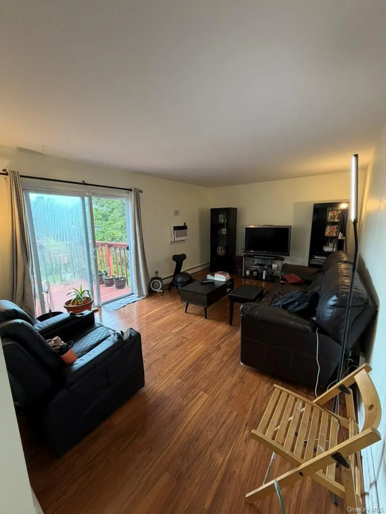 26 Eldorado Drive, Huntington, NY, 4 Bedrooms Bedrooms, 9 Rooms Rooms,3 BathroomsBathrooms,Residential,For Rent,Eldorado,0,1008545 26 Eldorado Drive, Huntington, NY, 4 Bedrooms Bedrooms, 9 Rooms Rooms,3 BathroomsBathrooms,Residential,For Rent,Eldorado,0,1008545