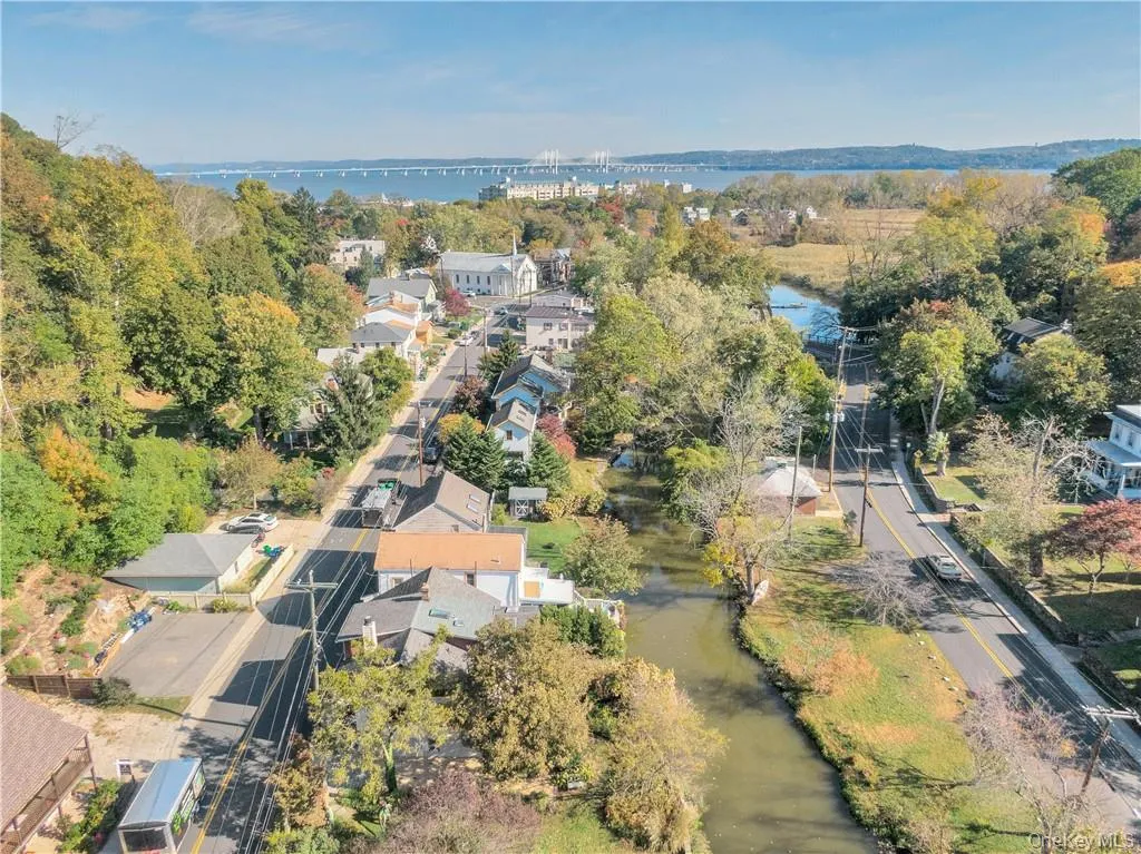 351 Piermont Avenue, Orangetown, NY, 3 Bedrooms Bedrooms, 9 Rooms Rooms,1 BathroomBathrooms,Residential Lease,For Rent,Piermont,0,1008555 351 Piermont Avenue, Orangetown, NY, 3 Bedrooms Bedrooms, 9 Rooms Rooms,1 BathroomBathrooms,Residential Lease,For Rent,Piermont,0,1008555