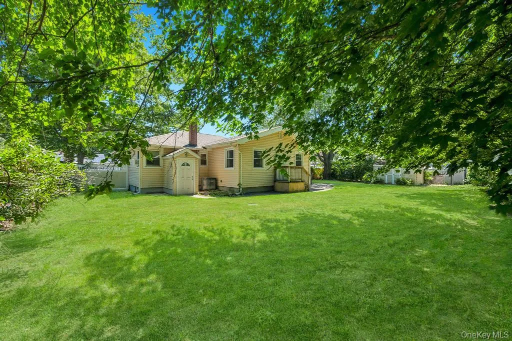 34 Windus Drive, Brookhaven, NY, 4 Bedrooms Bedrooms, 6 Rooms Rooms,1 BathroomBathrooms,Residential,For Rent,Windus,0,1008558 34 Windus Drive, Brookhaven, NY, 4 Bedrooms Bedrooms, 6 Rooms Rooms,1 BathroomBathrooms,Residential,For Rent,Windus,0,1008558