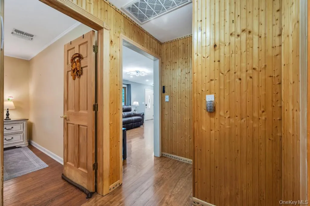 34 Windus Drive, Brookhaven, NY, 4 Bedrooms Bedrooms, 6 Rooms Rooms,1 BathroomBathrooms,Residential,For Rent,Windus,0,1008558 34 Windus Drive, Brookhaven, NY, 4 Bedrooms Bedrooms, 6 Rooms Rooms,1 BathroomBathrooms,Residential,For Rent,Windus,0,1008558