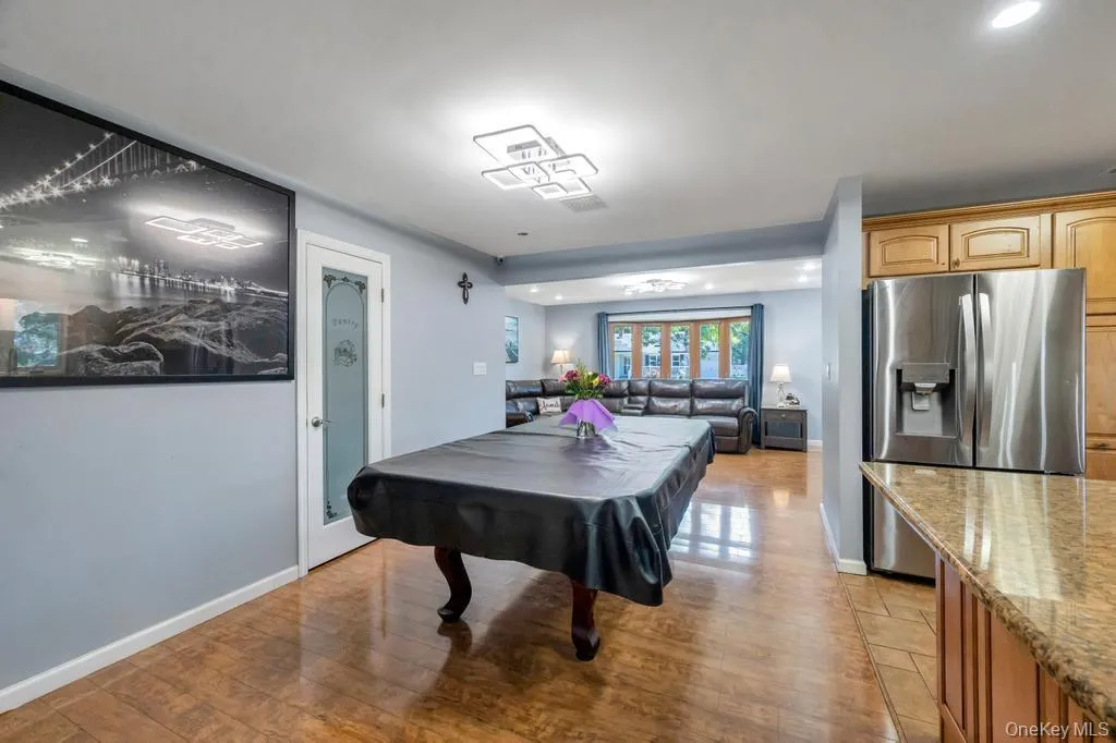 34 Windus Drive, Brookhaven, NY, 4 Bedrooms Bedrooms, 6 Rooms Rooms,1 BathroomBathrooms,Residential,For Rent,Windus,0,1008558 34 Windus Drive, Brookhaven, NY, 4 Bedrooms Bedrooms, 6 Rooms Rooms,1 BathroomBathrooms,Residential,For Rent,Windus,0,1008558