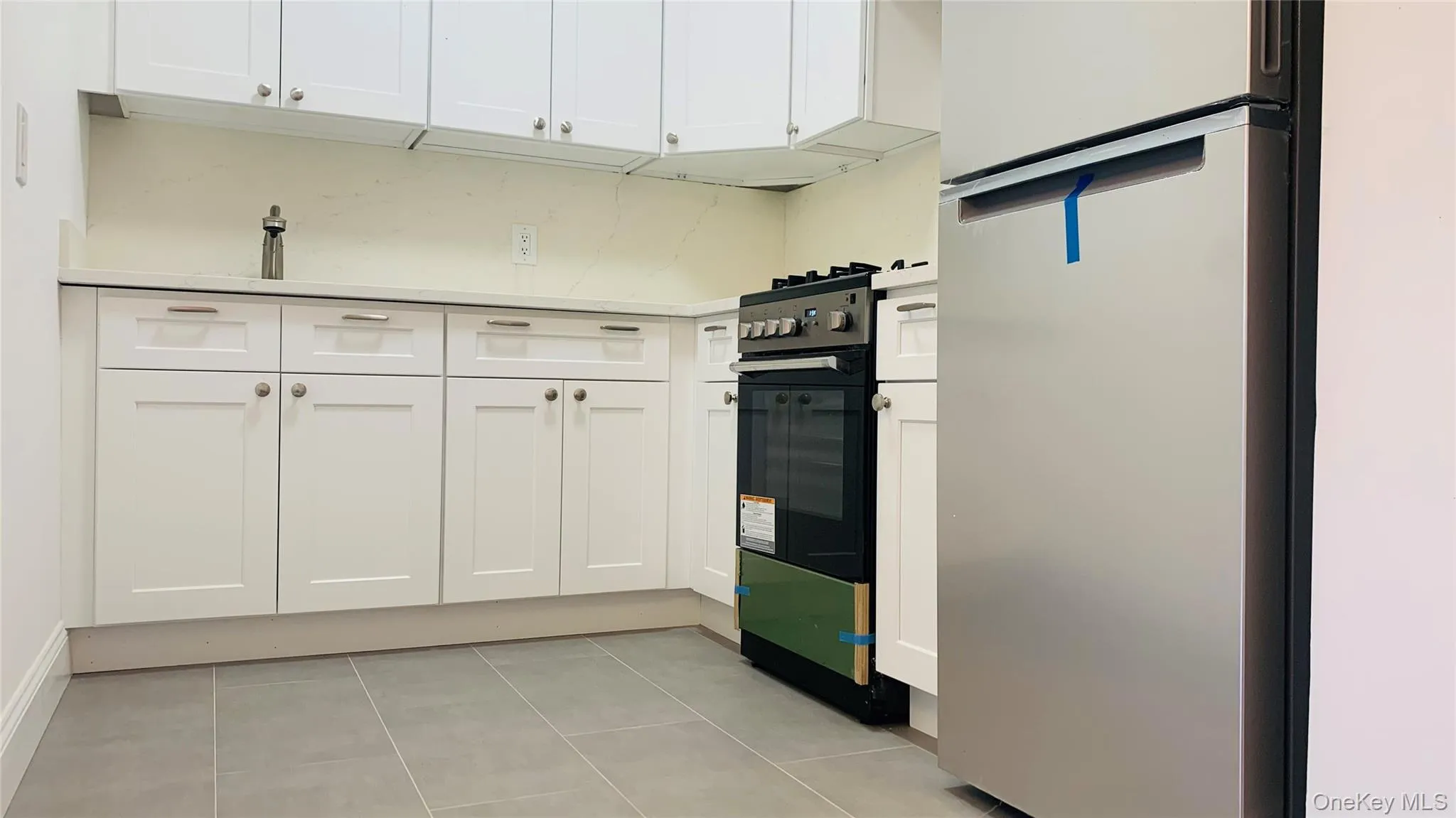 14102 Pershing Crescent, New York, NY, 1 Bedroom Bedrooms, 3 Rooms Rooms,1 BathroomBathrooms,Residential Lease,For Rent,Pershing,0,1008559 14102 Pershing Crescent, New York, NY, 1 Bedroom Bedrooms, 3 Rooms Rooms,1 BathroomBathrooms,Residential Lease,For Rent,Pershing,0,1008559