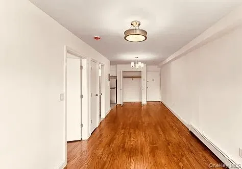14102 Pershing Crescent, New York, NY, 1 Bedroom Bedrooms, 3 Rooms Rooms,1 BathroomBathrooms,Residential Lease,For Rent,Pershing,0,1008559 14102 Pershing Crescent, New York, NY, 1 Bedroom Bedrooms, 3 Rooms Rooms,1 BathroomBathrooms,Residential Lease,For Rent,Pershing,0,1008559