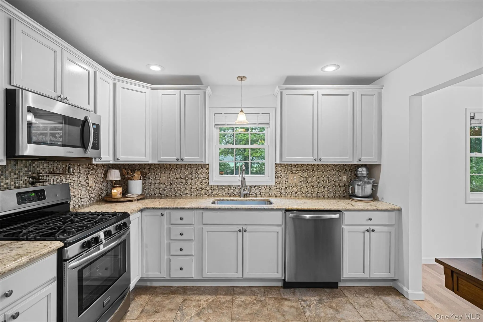 2 Otter Road, Hamptonburgh, NY, 3 Bedrooms Bedrooms, 6 Rooms Rooms,2 BathroomsBathrooms,Residential,For Rent,Otter,0,1008561 2 Otter Road, Hamptonburgh, NY, 3 Bedrooms Bedrooms, 6 Rooms Rooms,2 BathroomsBathrooms,Residential,For Rent,Otter,0,1008561