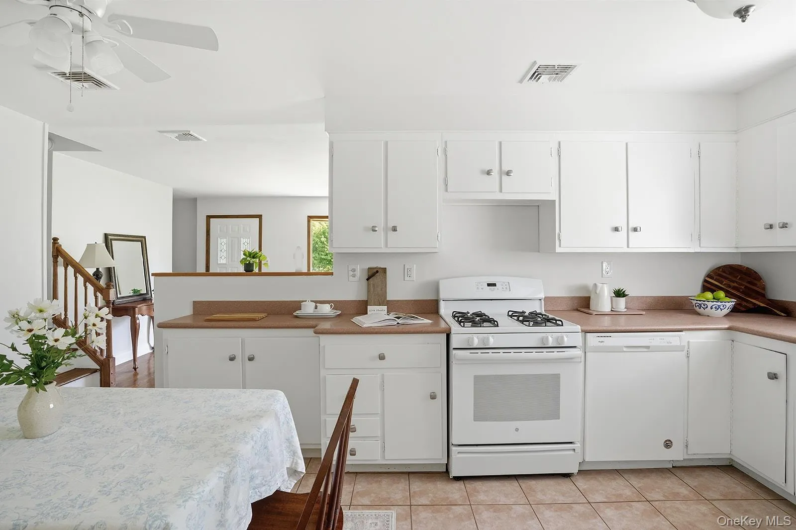 70 Mc Kenna Street, Orangetown, NY, 3 Bedrooms Bedrooms, 10 Rooms Rooms,2 BathroomsBathrooms,Residential,For Rent,Mc Kenna,0,1008562 70 Mc Kenna Street, Orangetown, NY, 3 Bedrooms Bedrooms, 10 Rooms Rooms,2 BathroomsBathrooms,Residential,For Rent,Mc Kenna,0,1008562