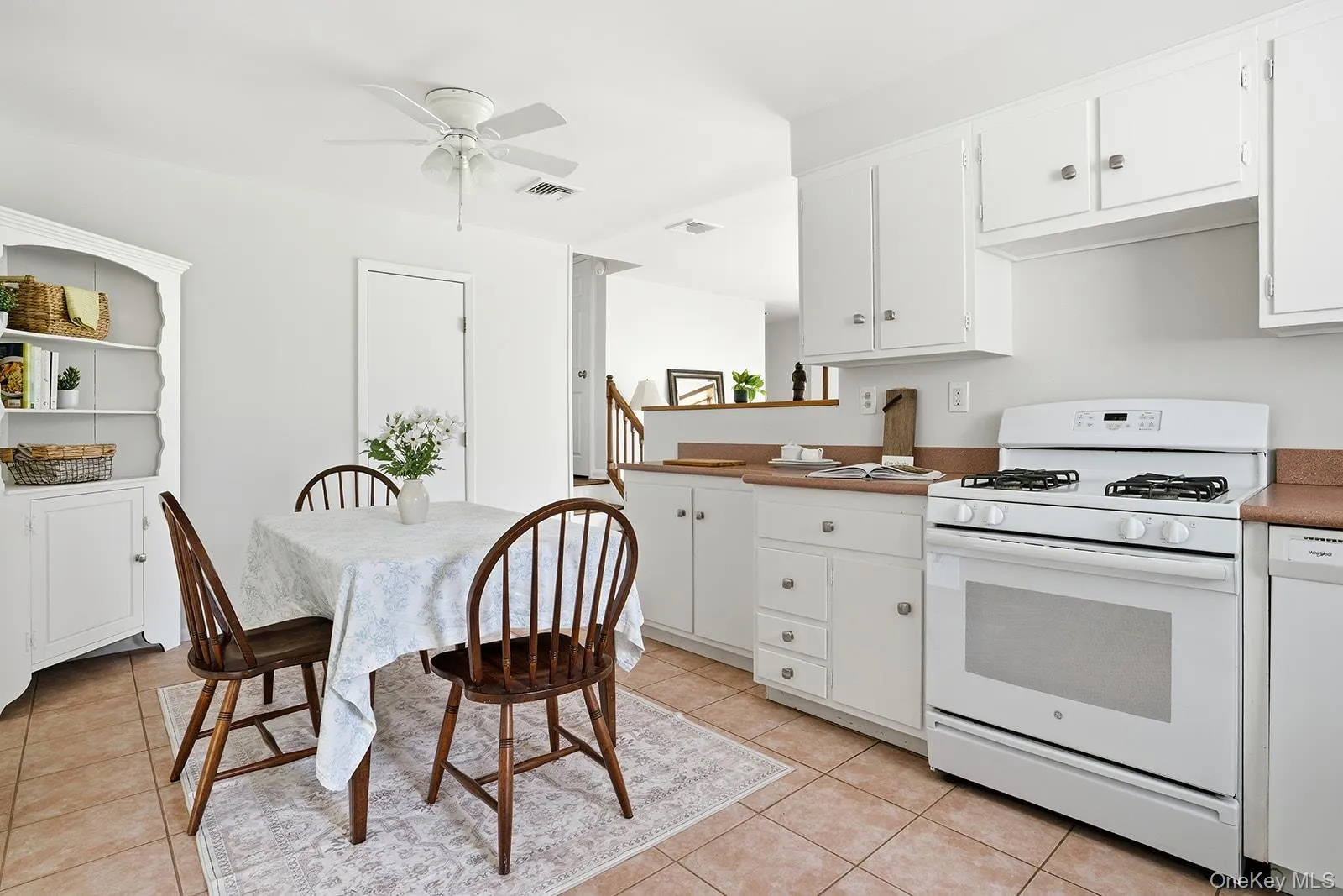 70 Mc Kenna Street, Orangetown, NY, 3 Bedrooms Bedrooms, 10 Rooms Rooms,2 BathroomsBathrooms,Residential,For Rent,Mc Kenna,0,1008562 70 Mc Kenna Street, Orangetown, NY, 3 Bedrooms Bedrooms, 10 Rooms Rooms,2 BathroomsBathrooms,Residential,For Rent,Mc Kenna,0,1008562