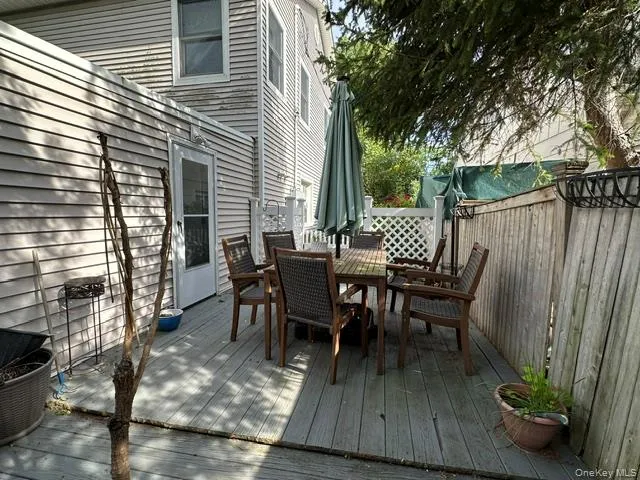 11 Nesaquake Avenue, North Hempstead, NY, 2 Bedrooms Bedrooms, 4 Rooms Rooms,1 BathroomBathrooms,Residential Lease,For Rent,Nesaquake,0,1008563 11 Nesaquake Avenue, North Hempstead, NY, 2 Bedrooms Bedrooms, 4 Rooms Rooms,1 BathroomBathrooms,Residential Lease,For Rent,Nesaquake,0,1008563