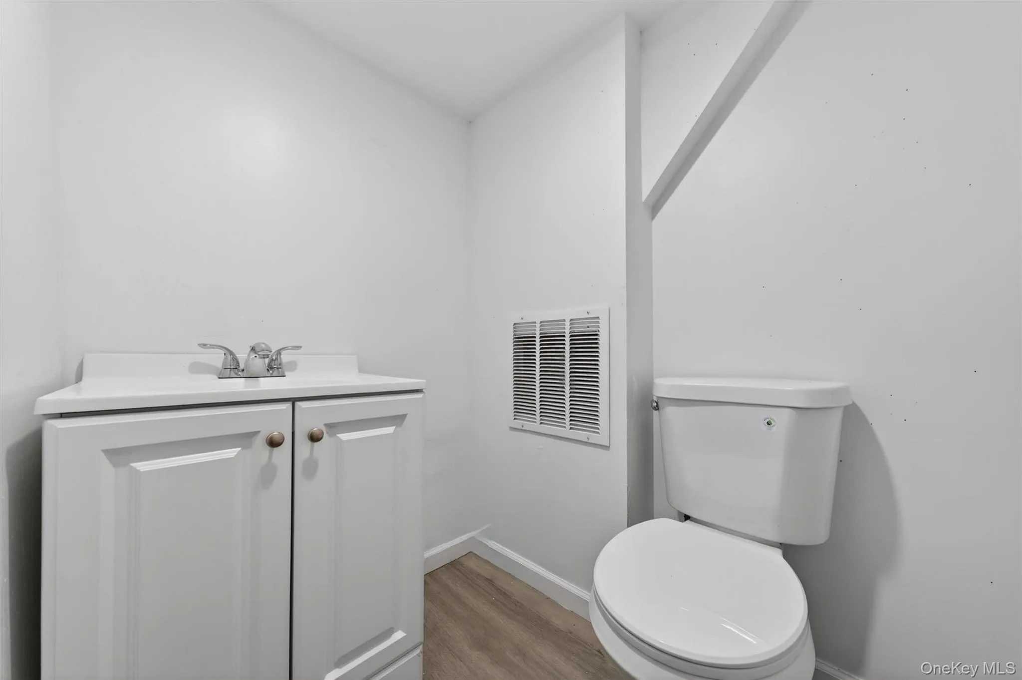 4 Maple Lane, Monroe, NY, 3 Bedrooms Bedrooms, 6 Rooms Rooms,1 BathroomBathrooms,Residential,For Rent,Maple,0,1008564 4 Maple Lane, Monroe, NY, 3 Bedrooms Bedrooms, 6 Rooms Rooms,1 BathroomBathrooms,Residential,For Rent,Maple,0,1008564
