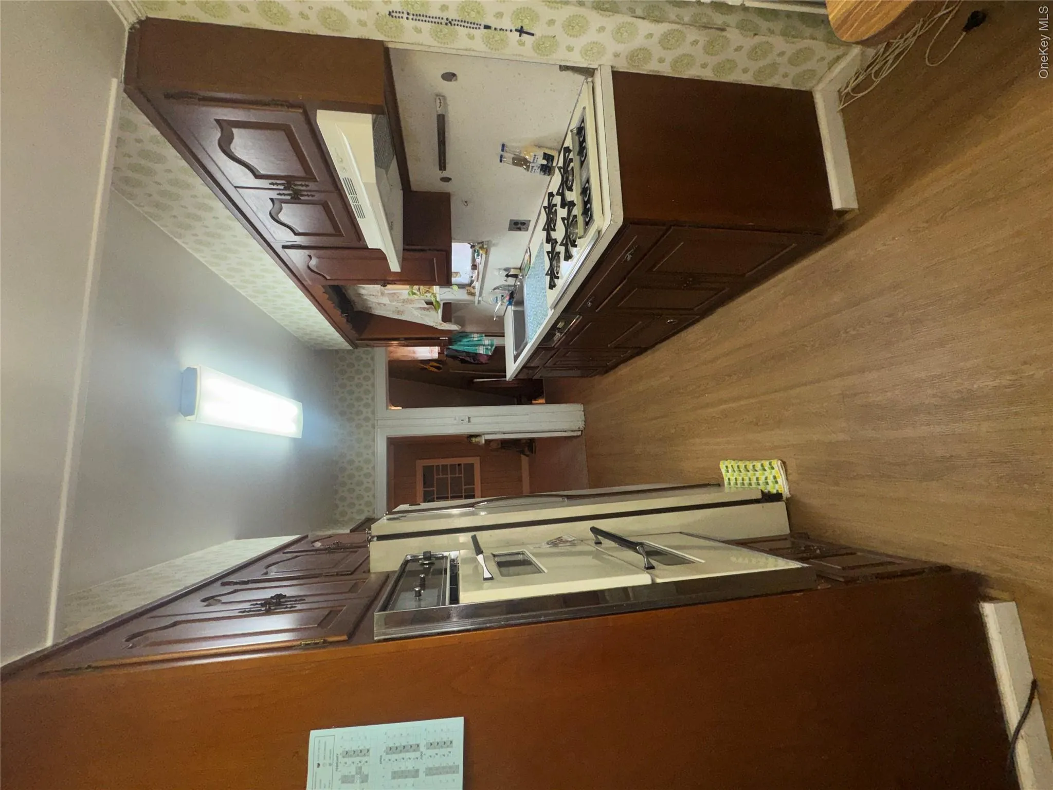 41 Stewart Street, Hempstead, NY, 3 Bedrooms Bedrooms, 6 Rooms Rooms,2 BathroomsBathrooms,Residential,For Rent,Stewart,0,1008566 41 Stewart Street, Hempstead, NY, 3 Bedrooms Bedrooms, 6 Rooms Rooms,2 BathroomsBathrooms,Residential,For Rent,Stewart,0,1008566
